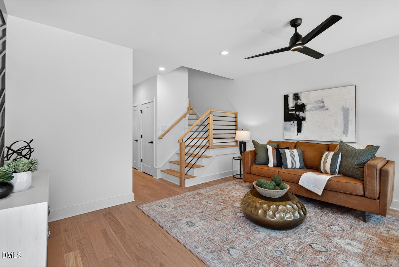 2201 Tampa Avenue Property Photo 5