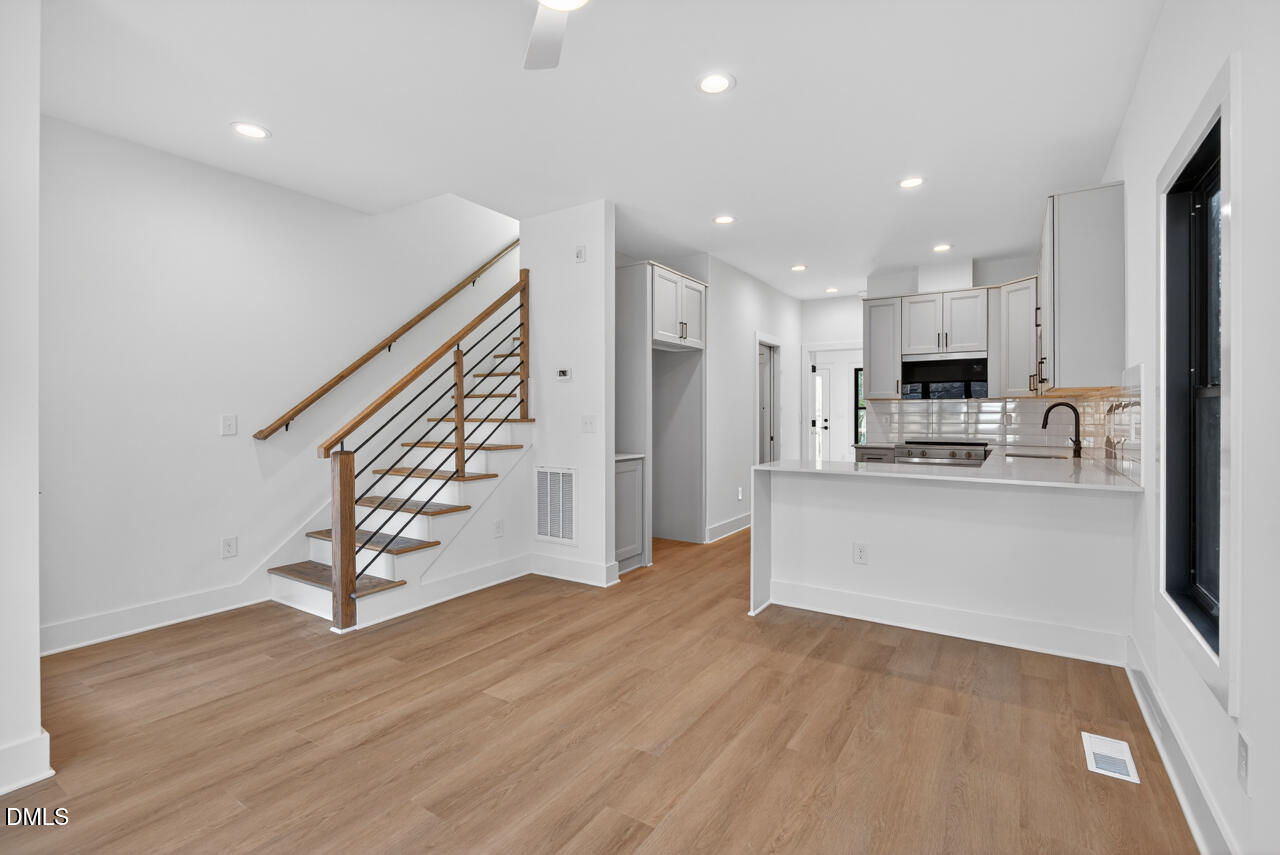2201 Tampa Avenue Property Photo 34