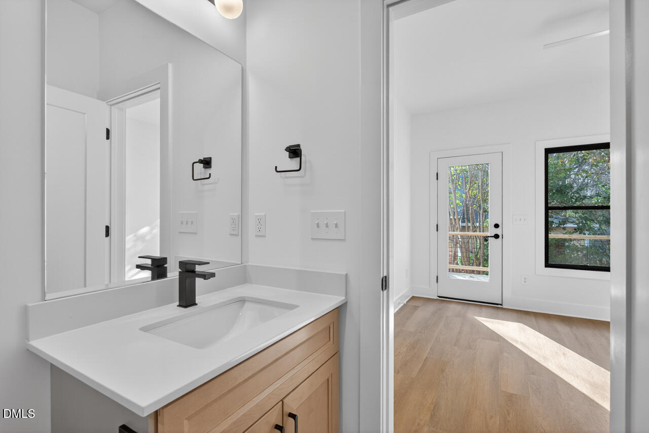 2201 Tampa Avenue Property Photo 39