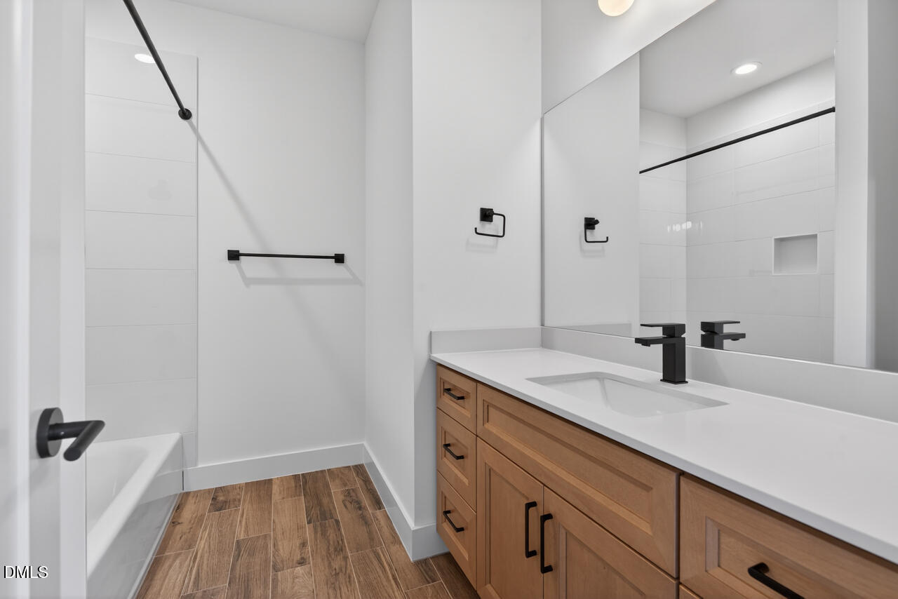 2201 Tampa Avenue Property Photo 45