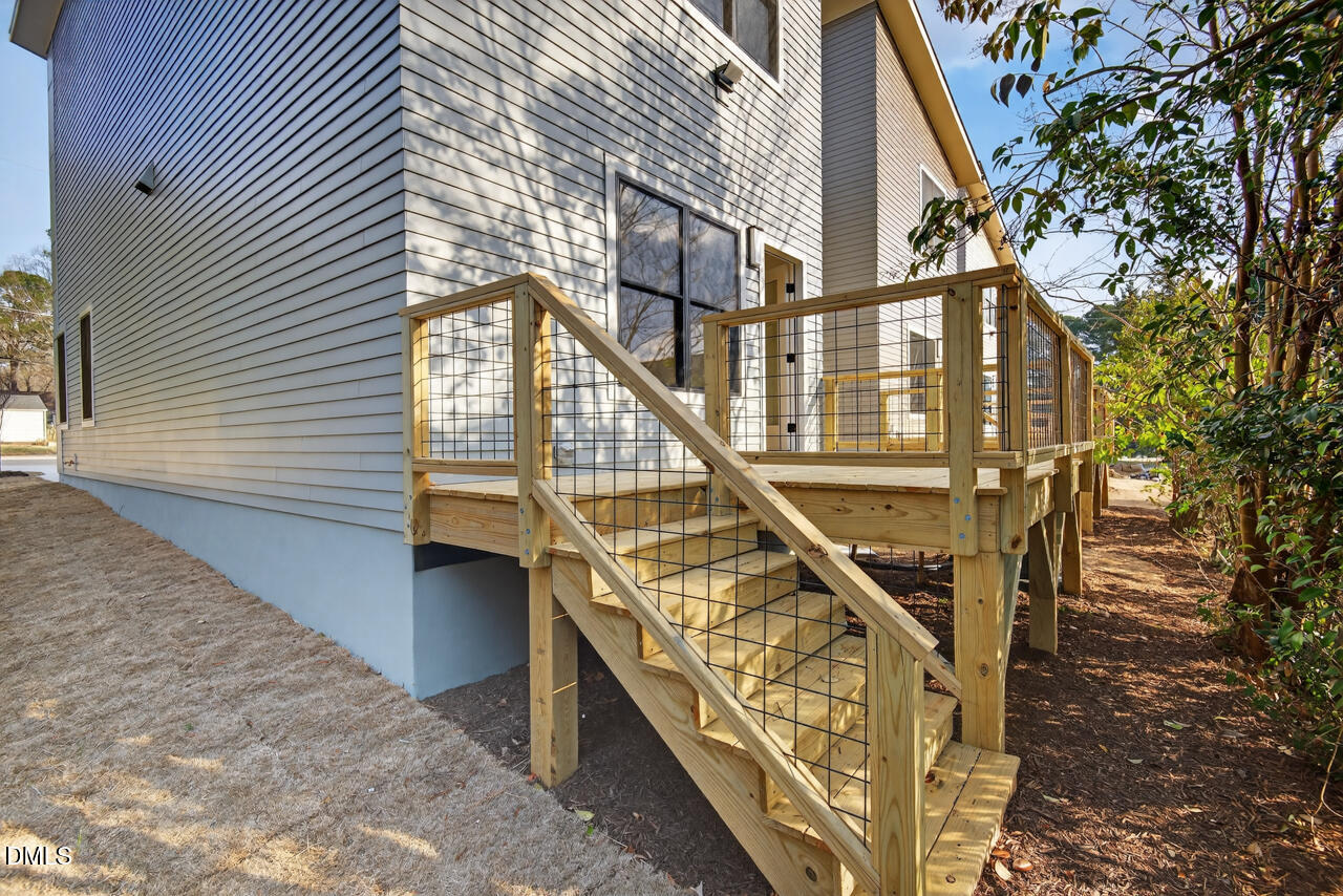2201 Tampa Avenue Property Photo 54