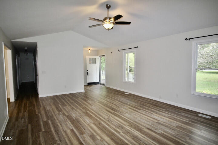 6033 Walking Stick Trail Property Photo 6