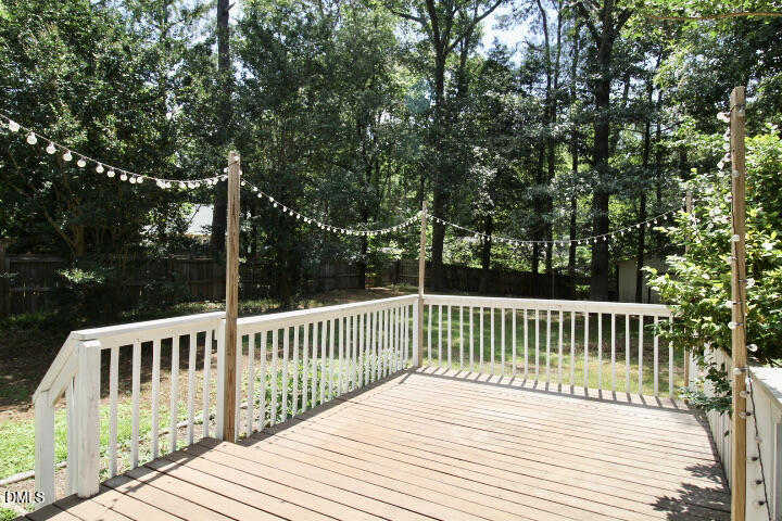 6033 Walking Stick Trail Property Photo 16
