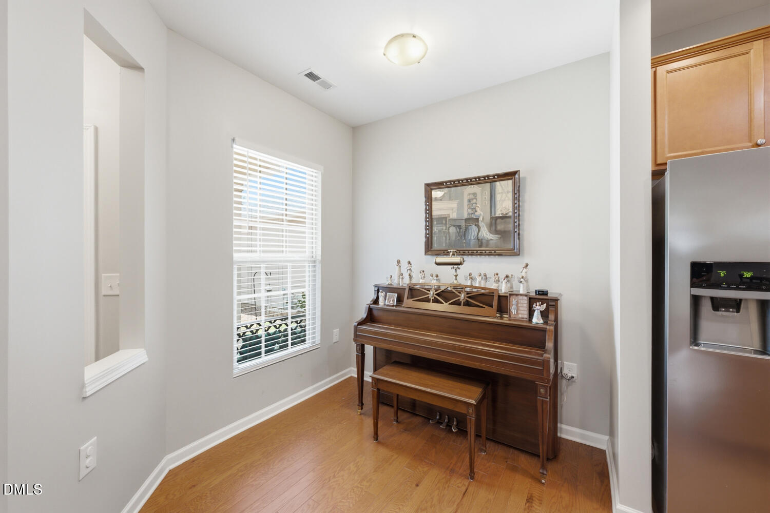150 Rosedale Creek Drive Property Photo 9