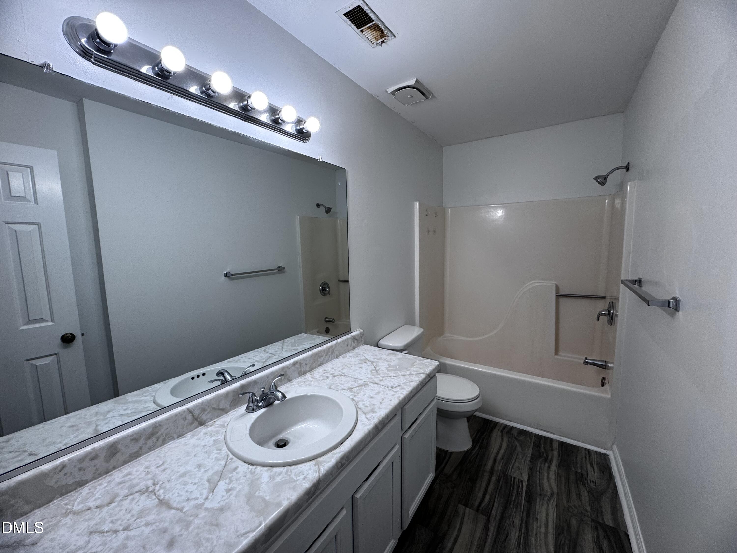 4110 Kaplan Drive Property Photo 13