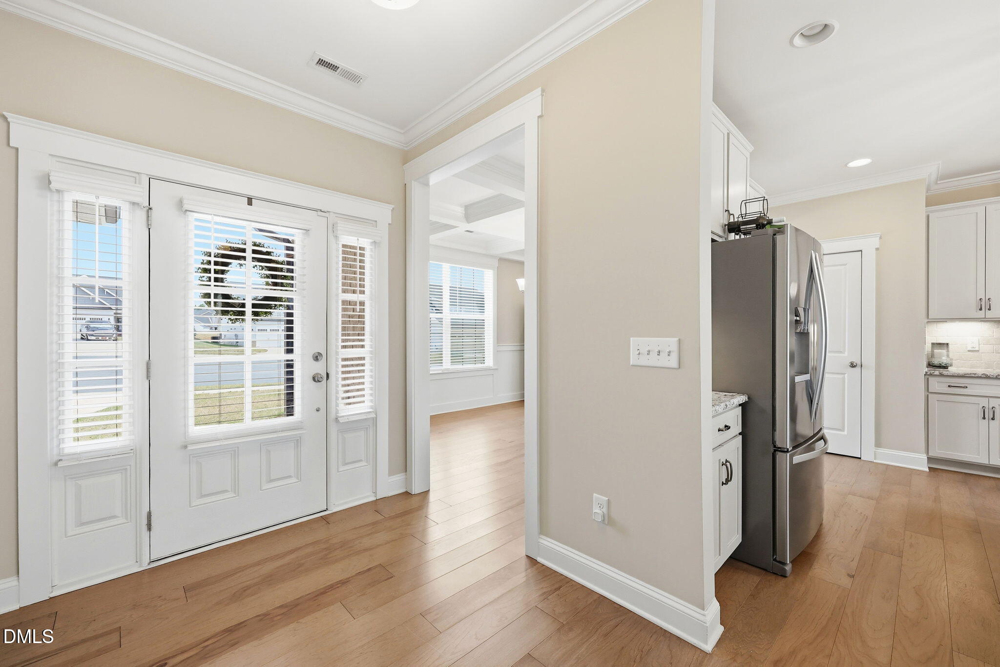 2082 Dowell Court Property Photo 4