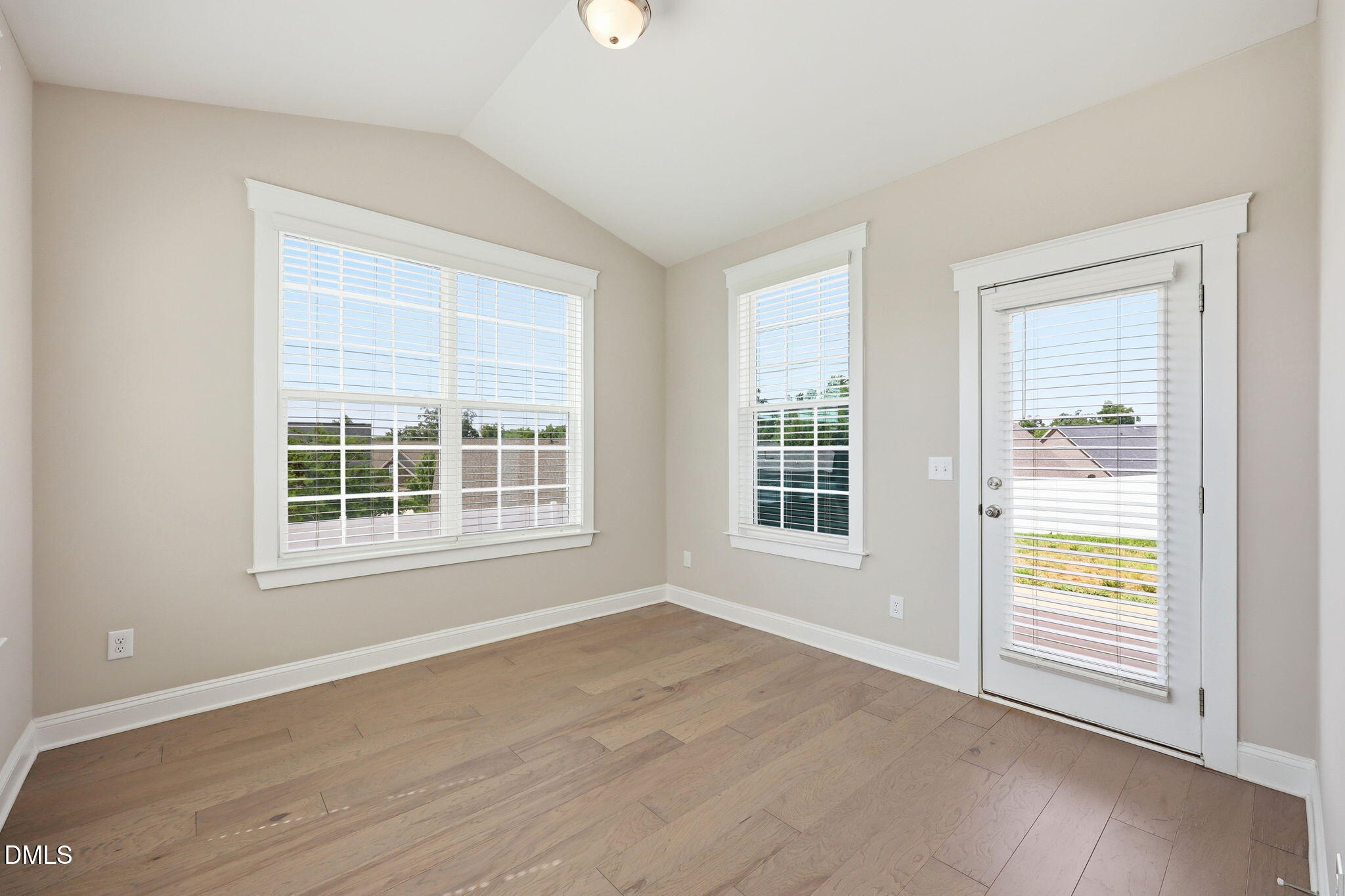 2082 Dowell Court Property Photo 17