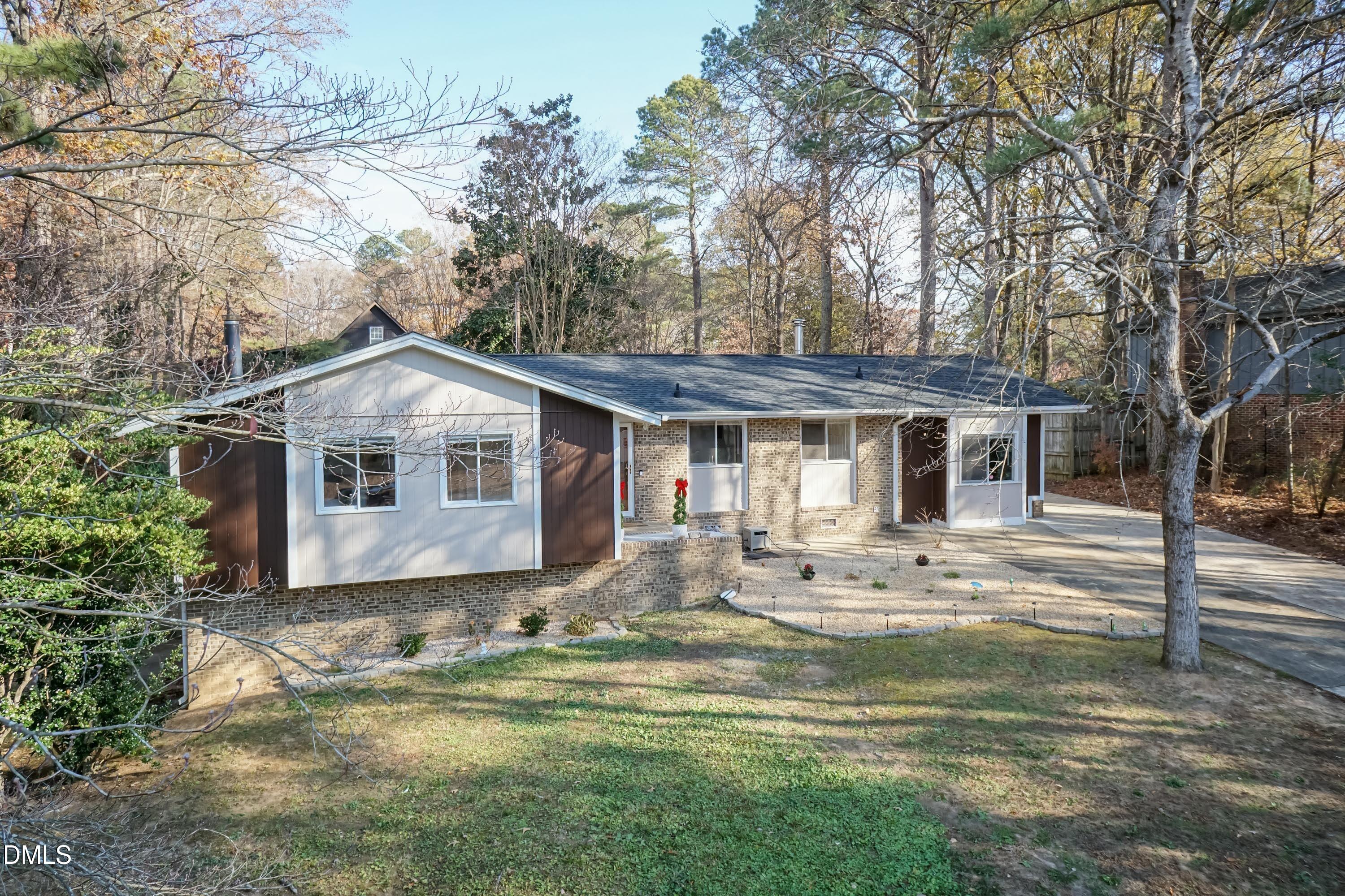 5829 Sandstone Drive