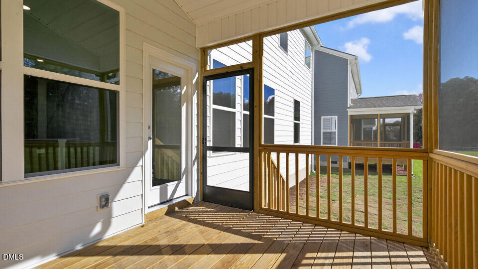 409 Falls Bluff Drive Property Photo 36