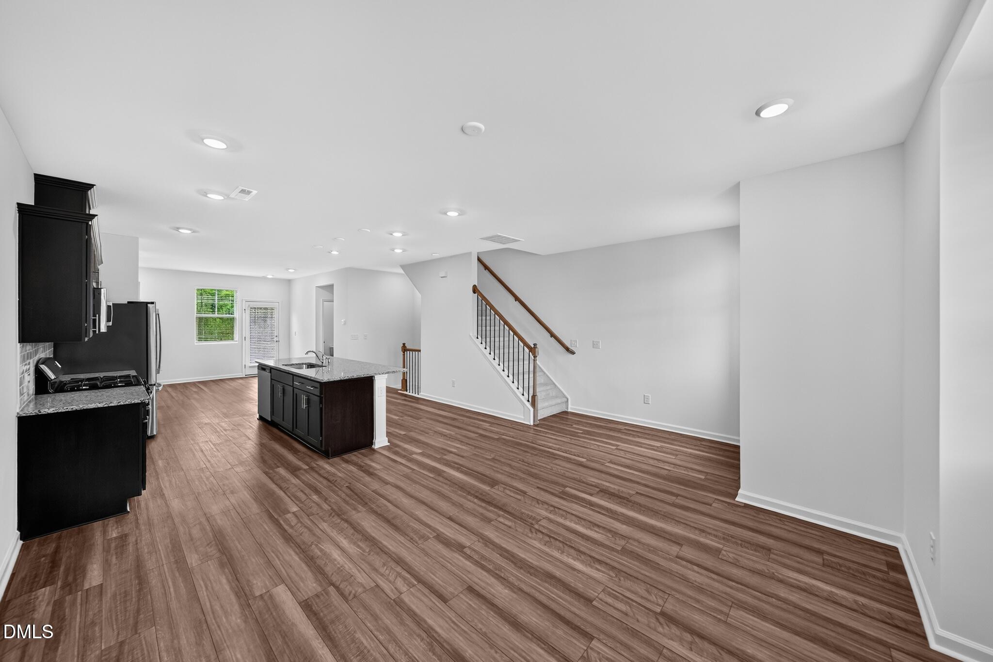 344 Diversity Way Property Photo 5