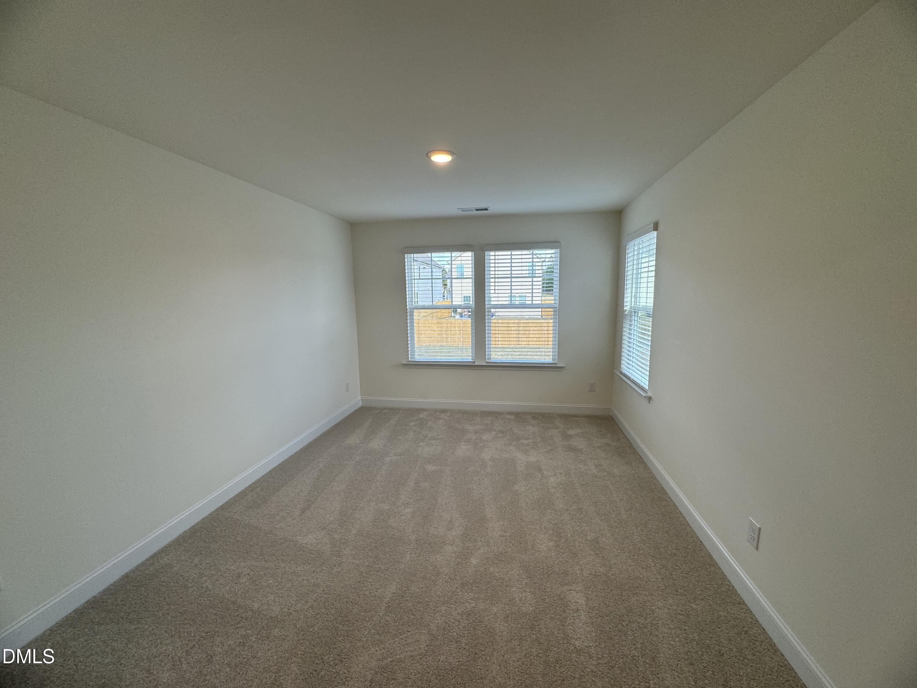 37 Bluebell Street Property Photo 7