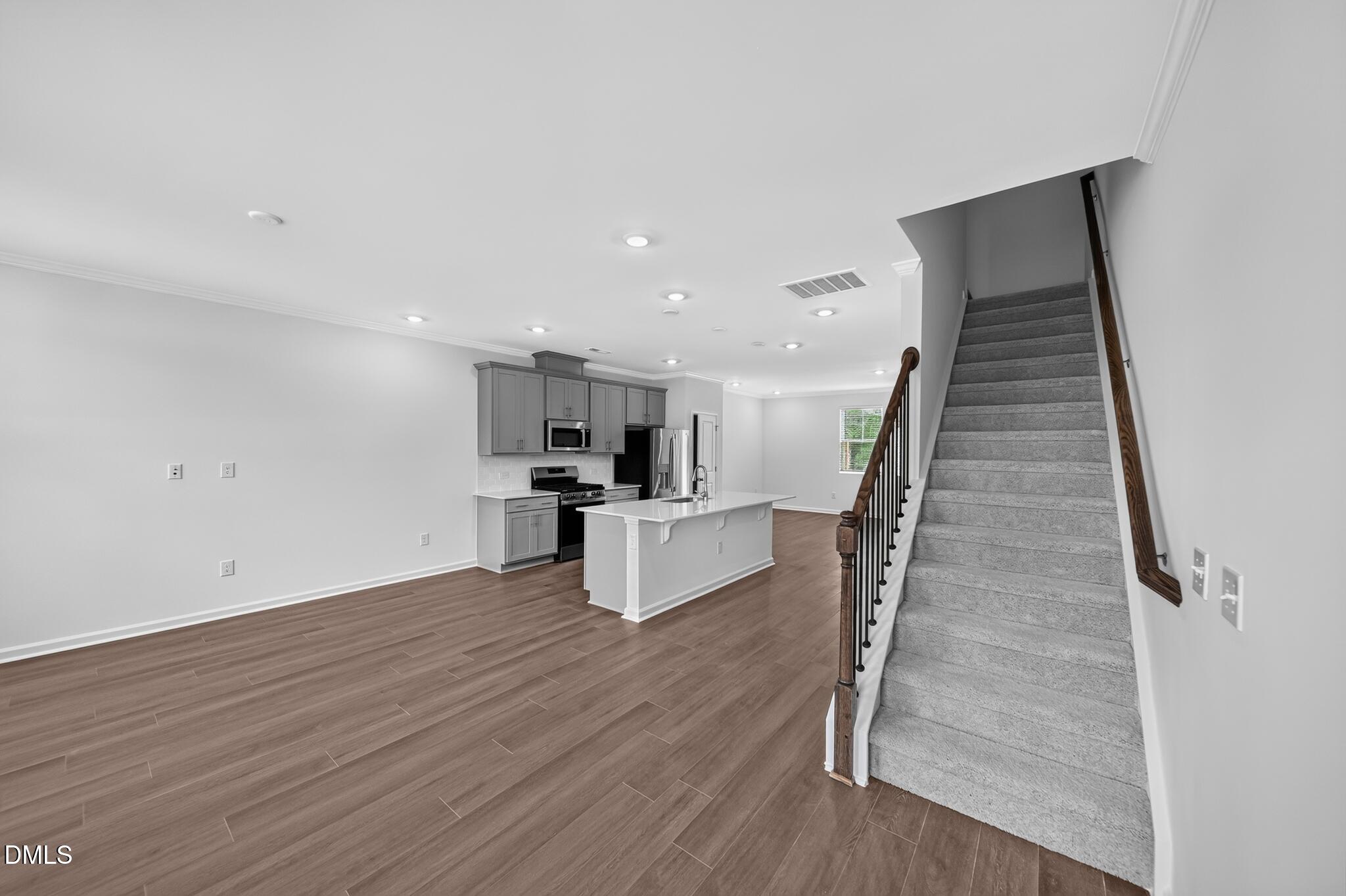 346 Diversity Way Property Photo 3