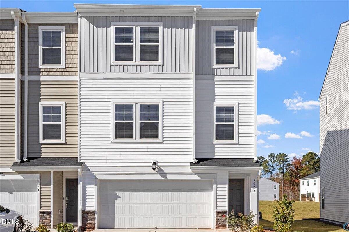 3022 Castle Loch Lane Property Photo 1