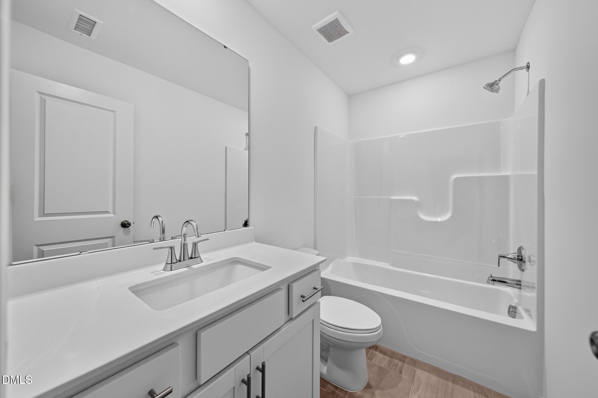 348 Diversity Way Property Photo 5