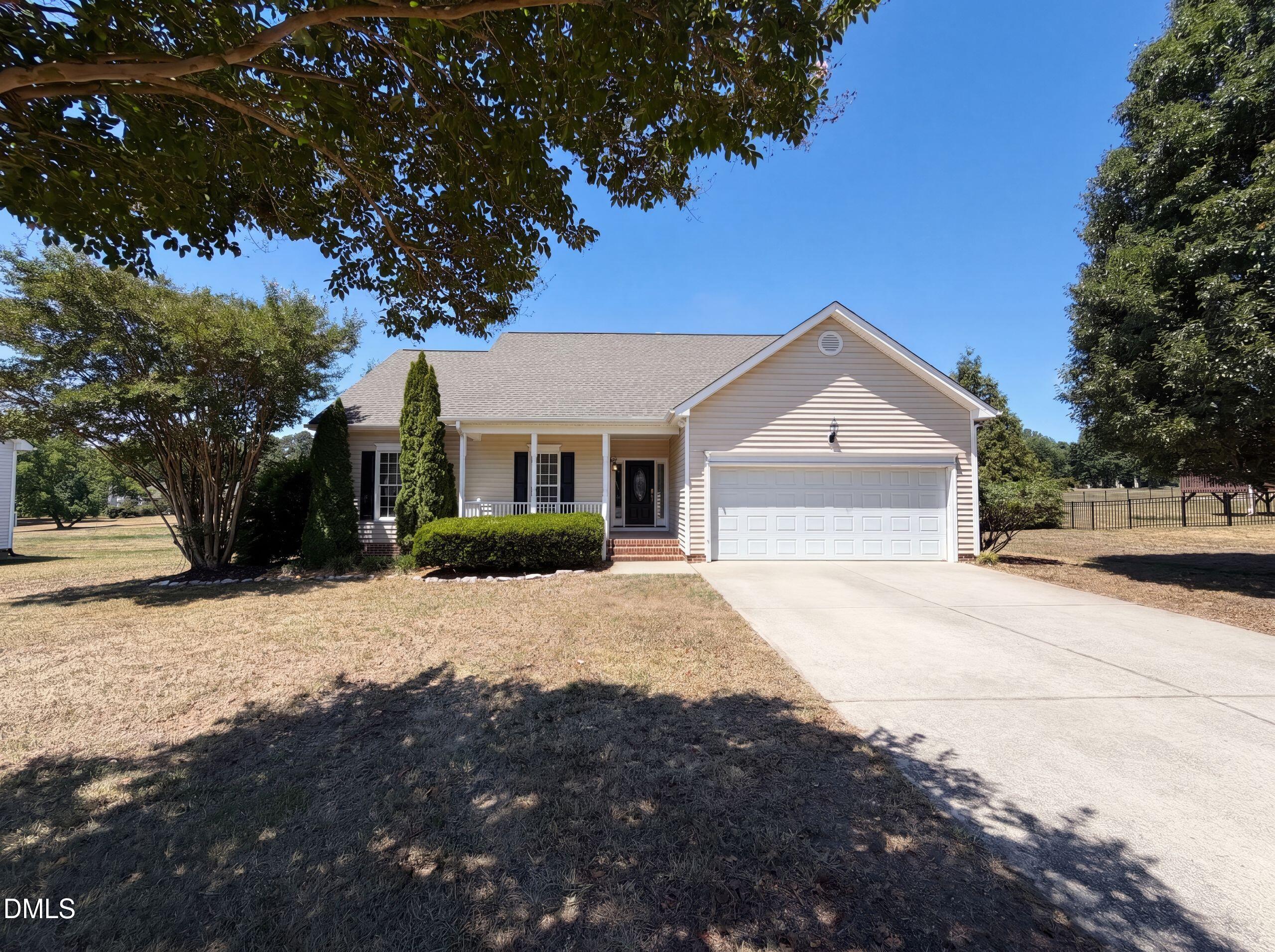 20 Falling Leaf Drive Property Photo 1