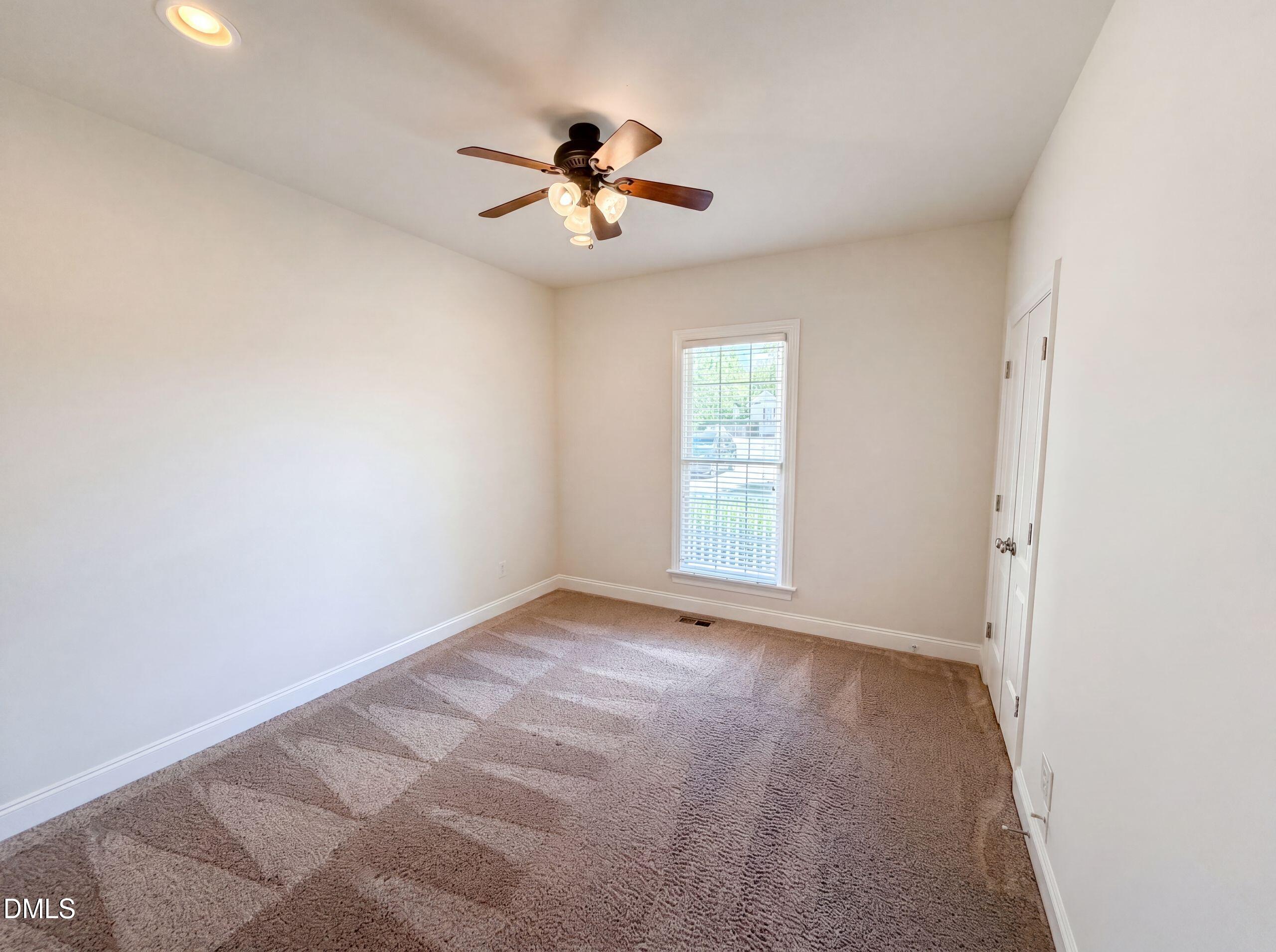 20 Falling Leaf Drive Property Photo 13