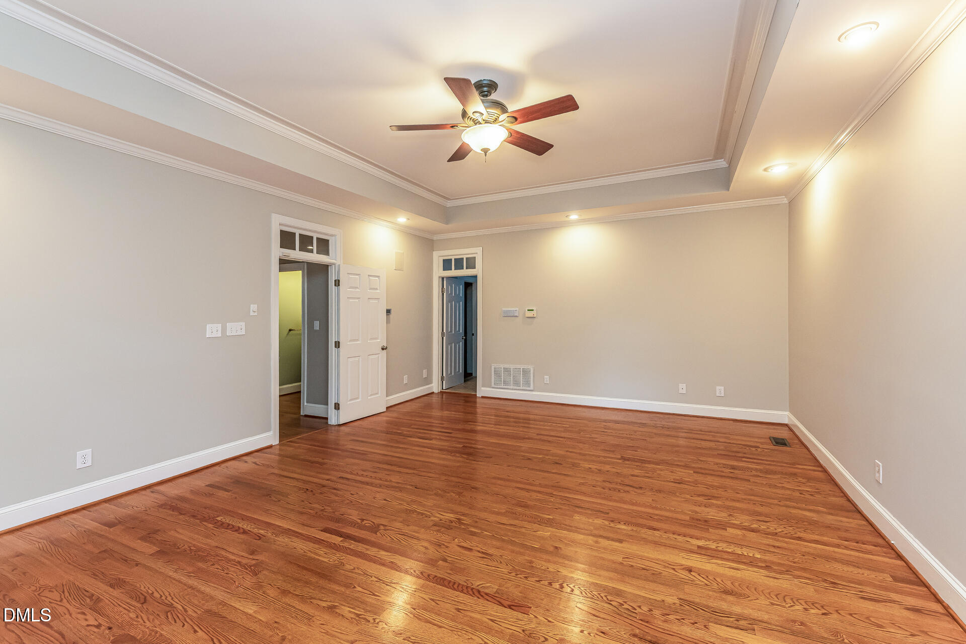 302 Versailles Drive Property Photo 11