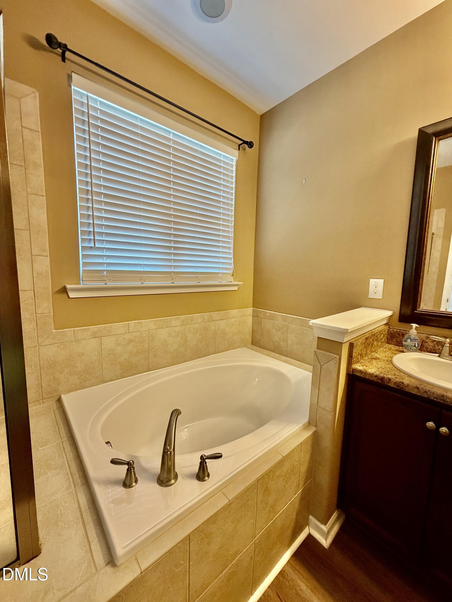 90 Crosby Lane Property Photo 15