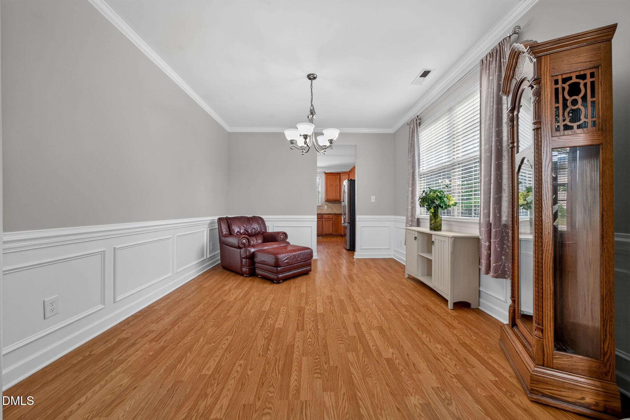 5 E Smoketree Court Property Photo 8