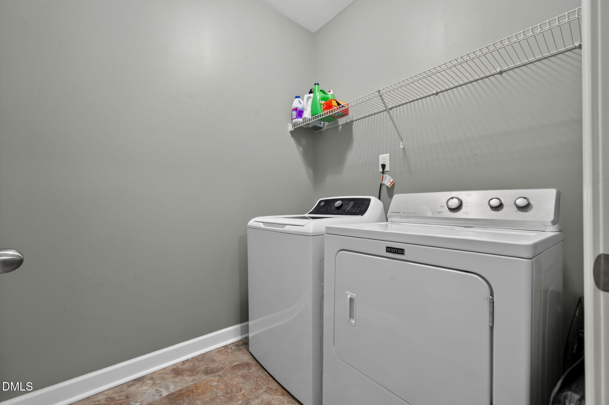 5 E Smoketree Court Property Photo 28