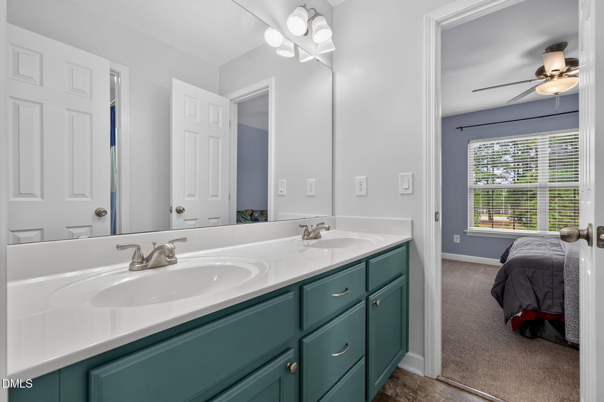5 E Smoketree Court Property Photo 38