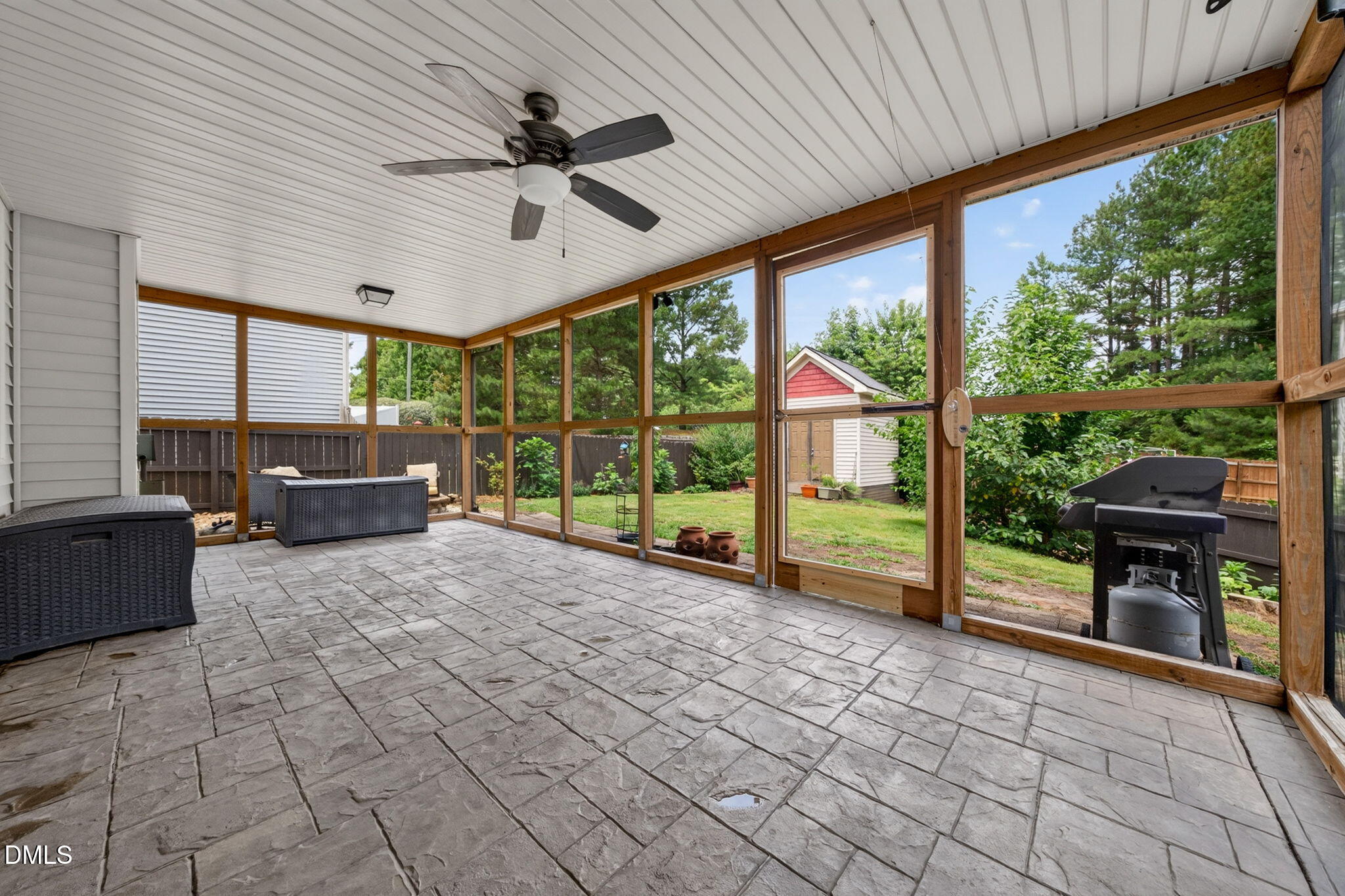 5 E Smoketree Court Property Photo 46