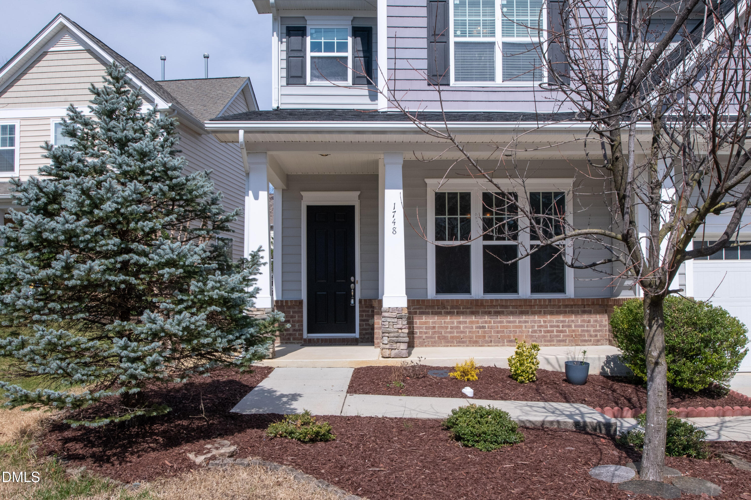 1748 Laurel Park Place Property Photo 4