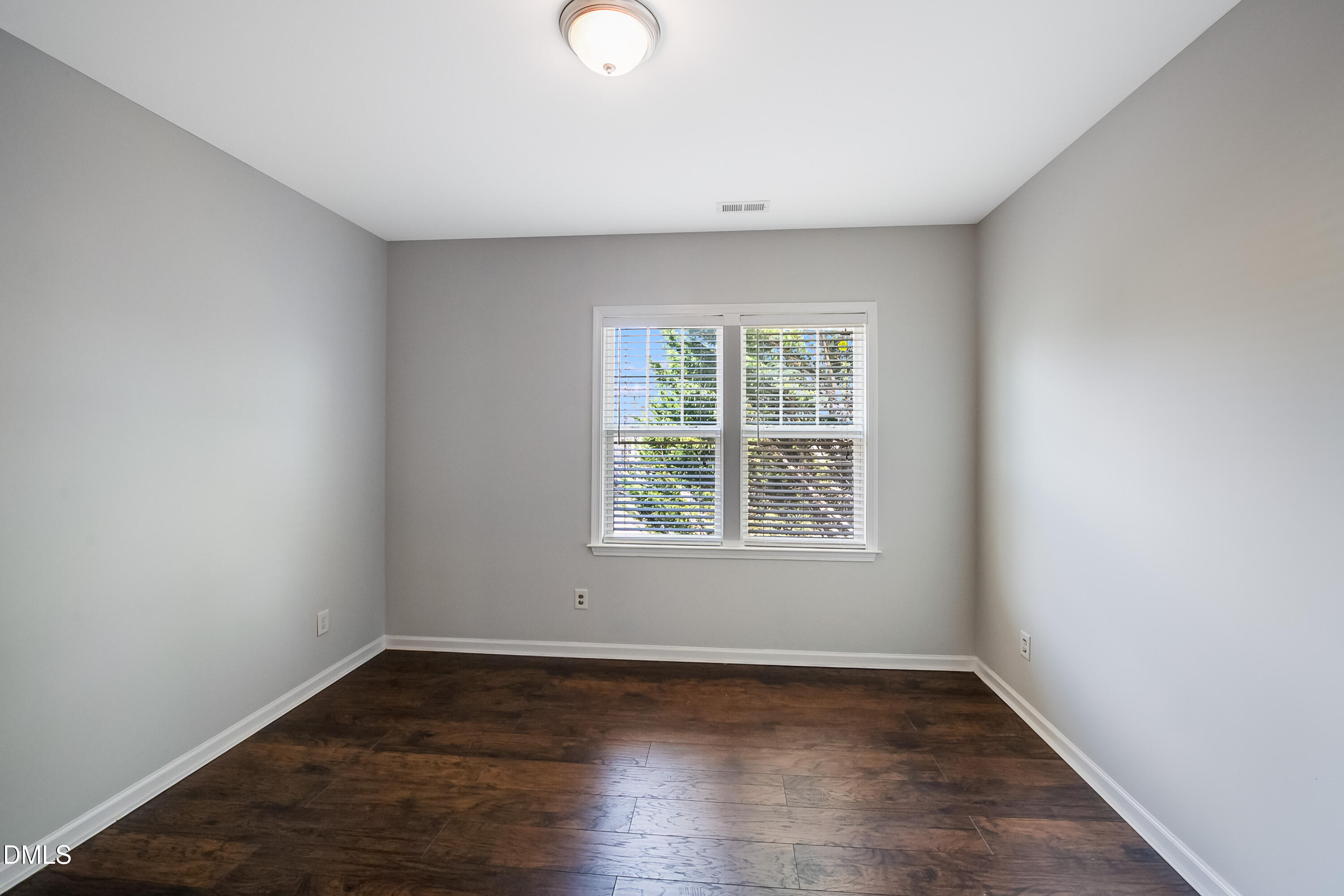 1748 Laurel Park Place Property Photo 26
