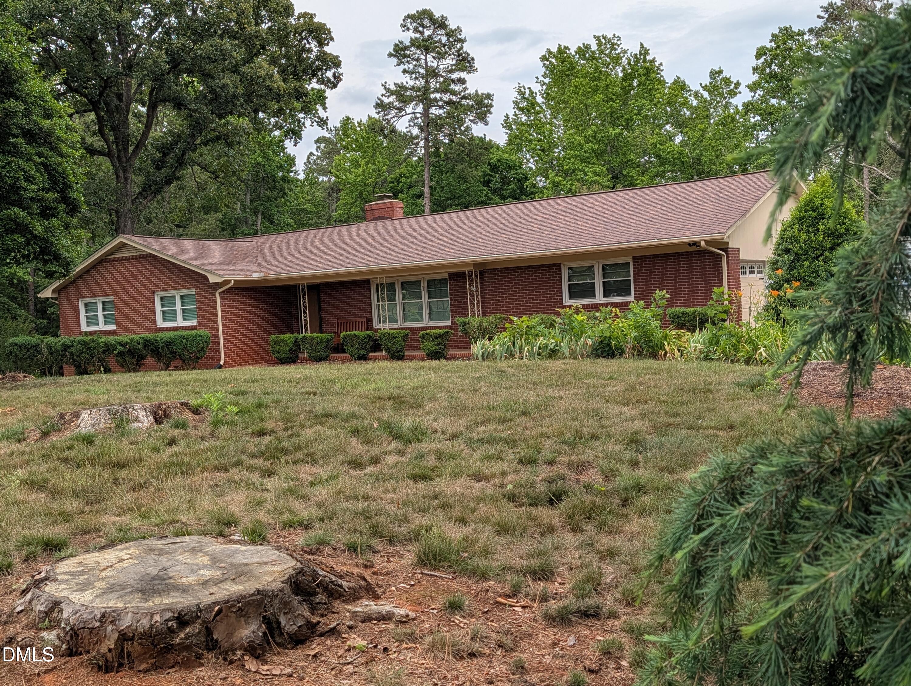 5258 Snow Camp Road Property Photo 1