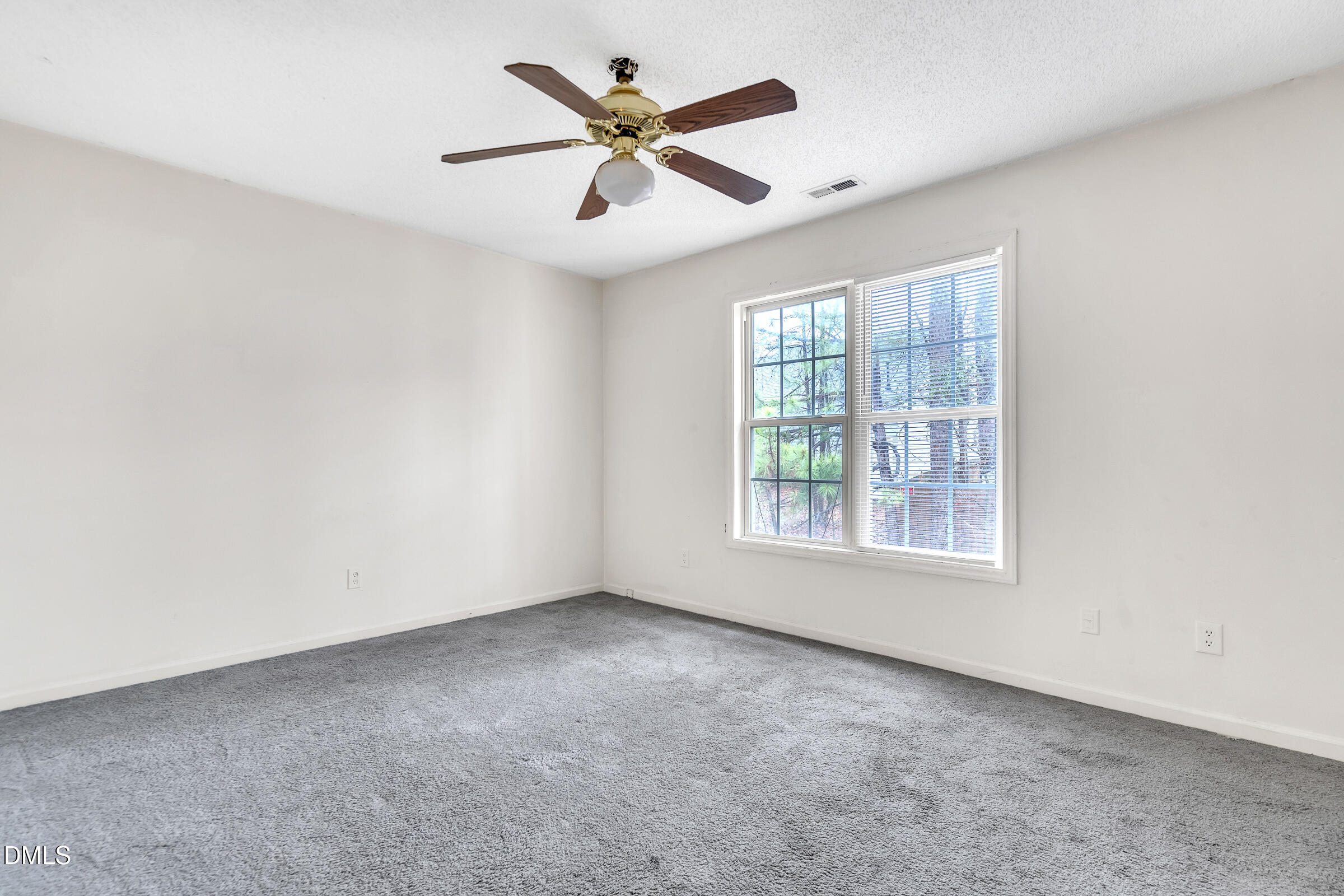2232 Violet Bluff Court Property Photo 11