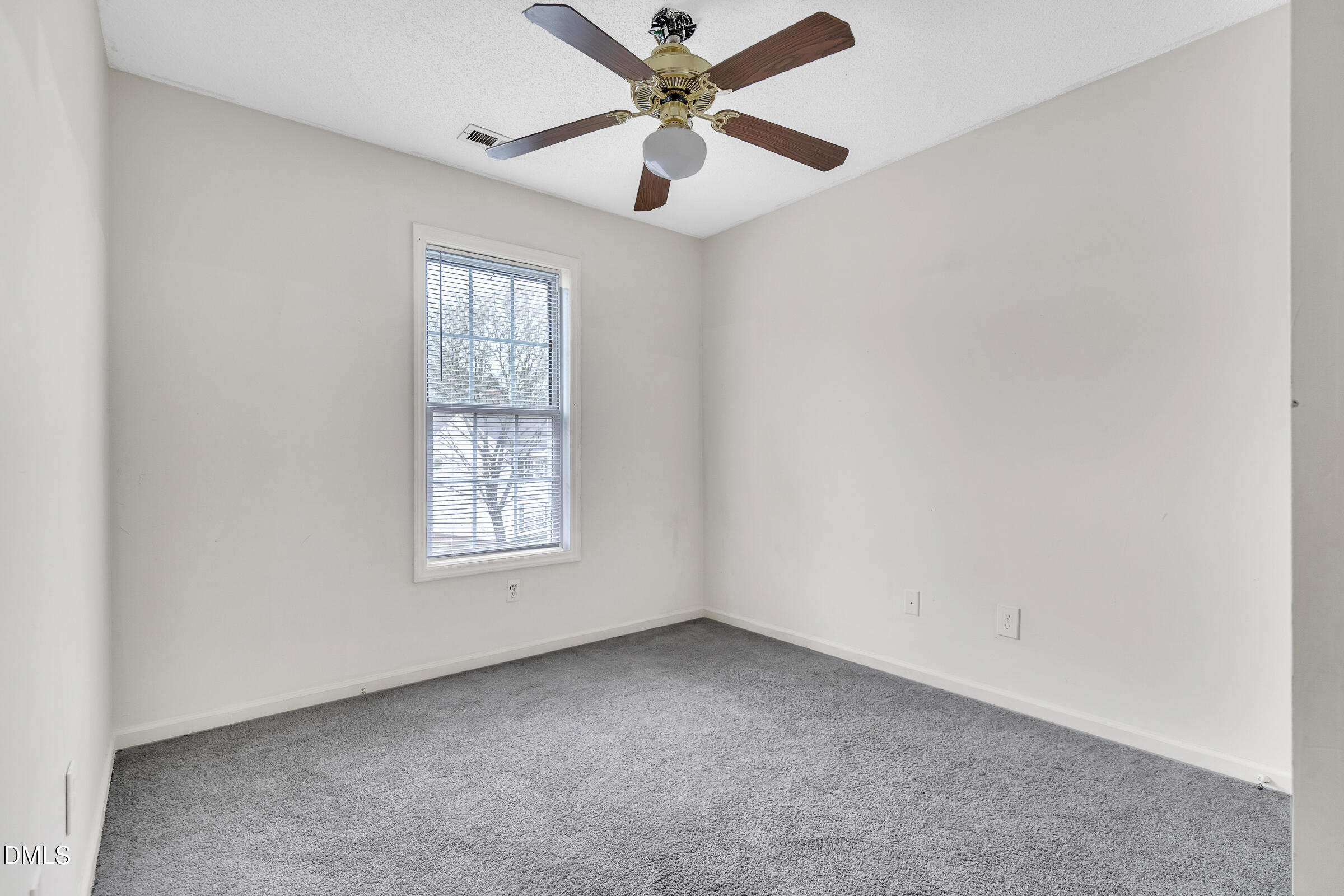2232 Violet Bluff Court Property Photo 13