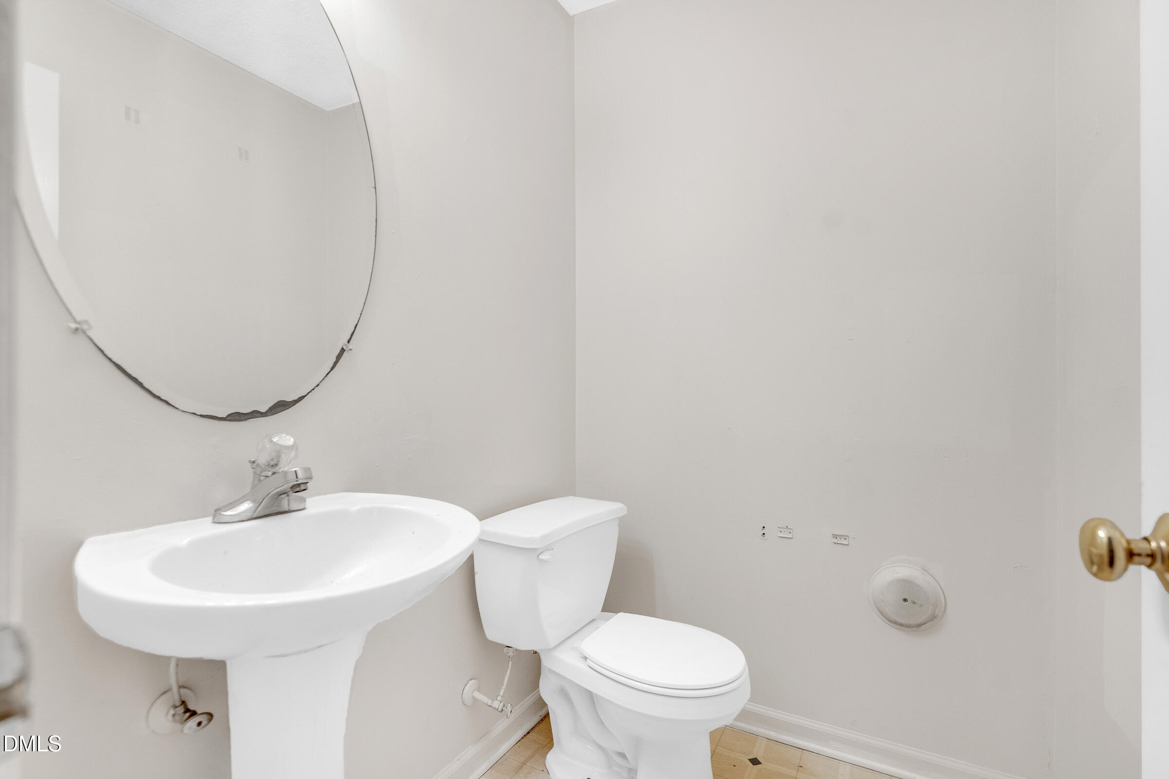 2232 Violet Bluff Court Property Photo 14