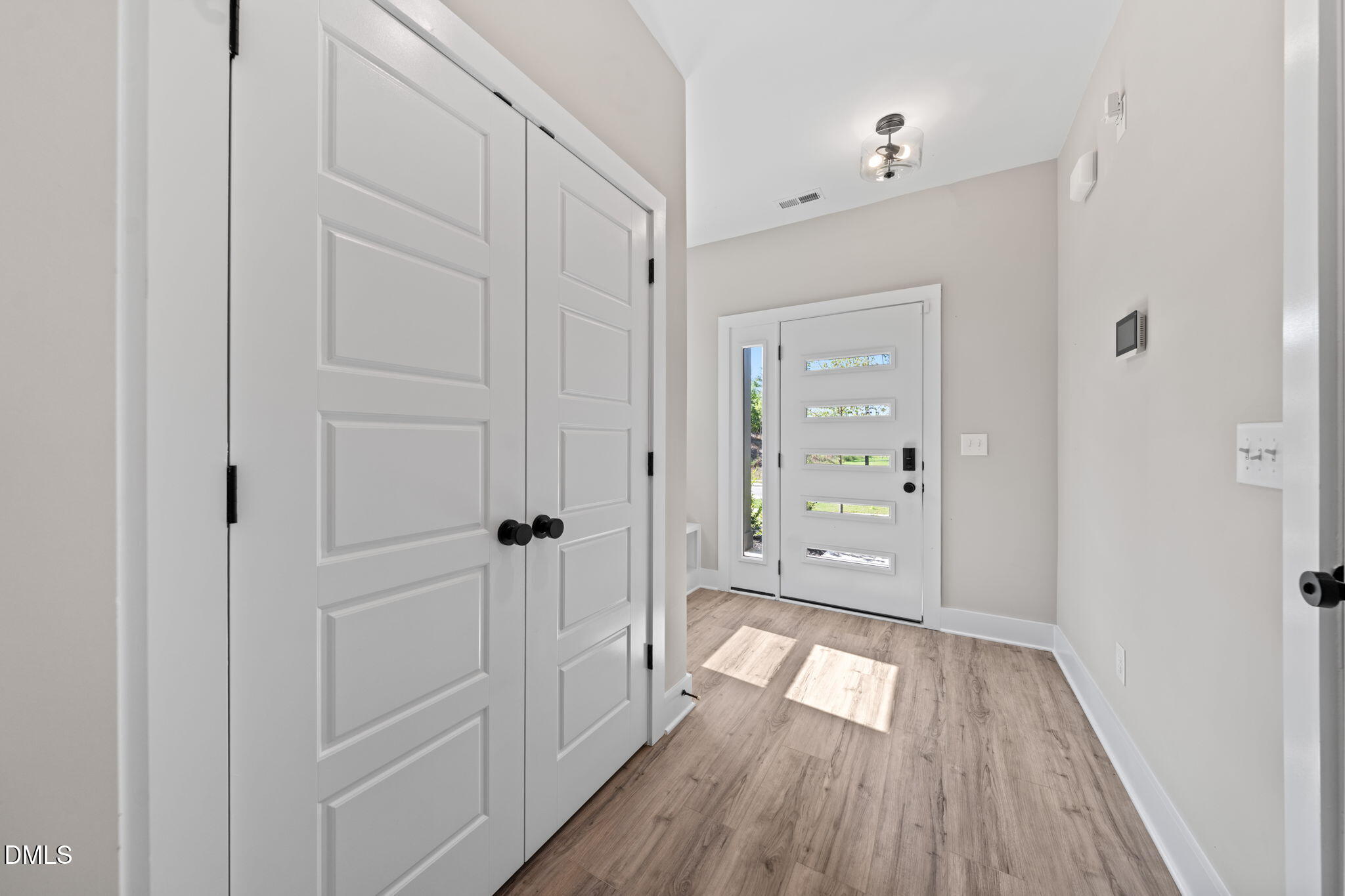 215 Summer Breeze Drive Property Photo 3