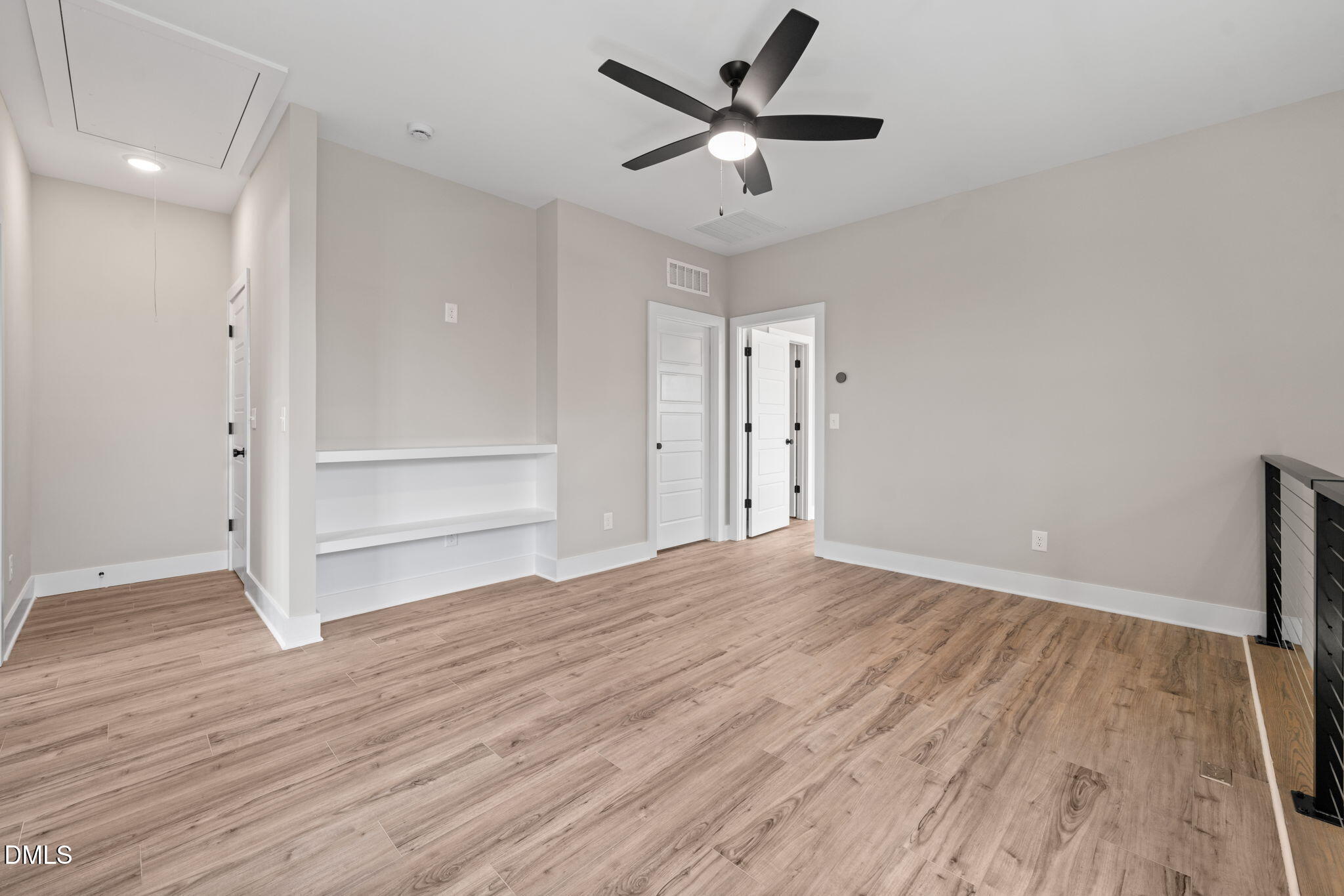 215 Summer Breeze Drive Property Photo 22