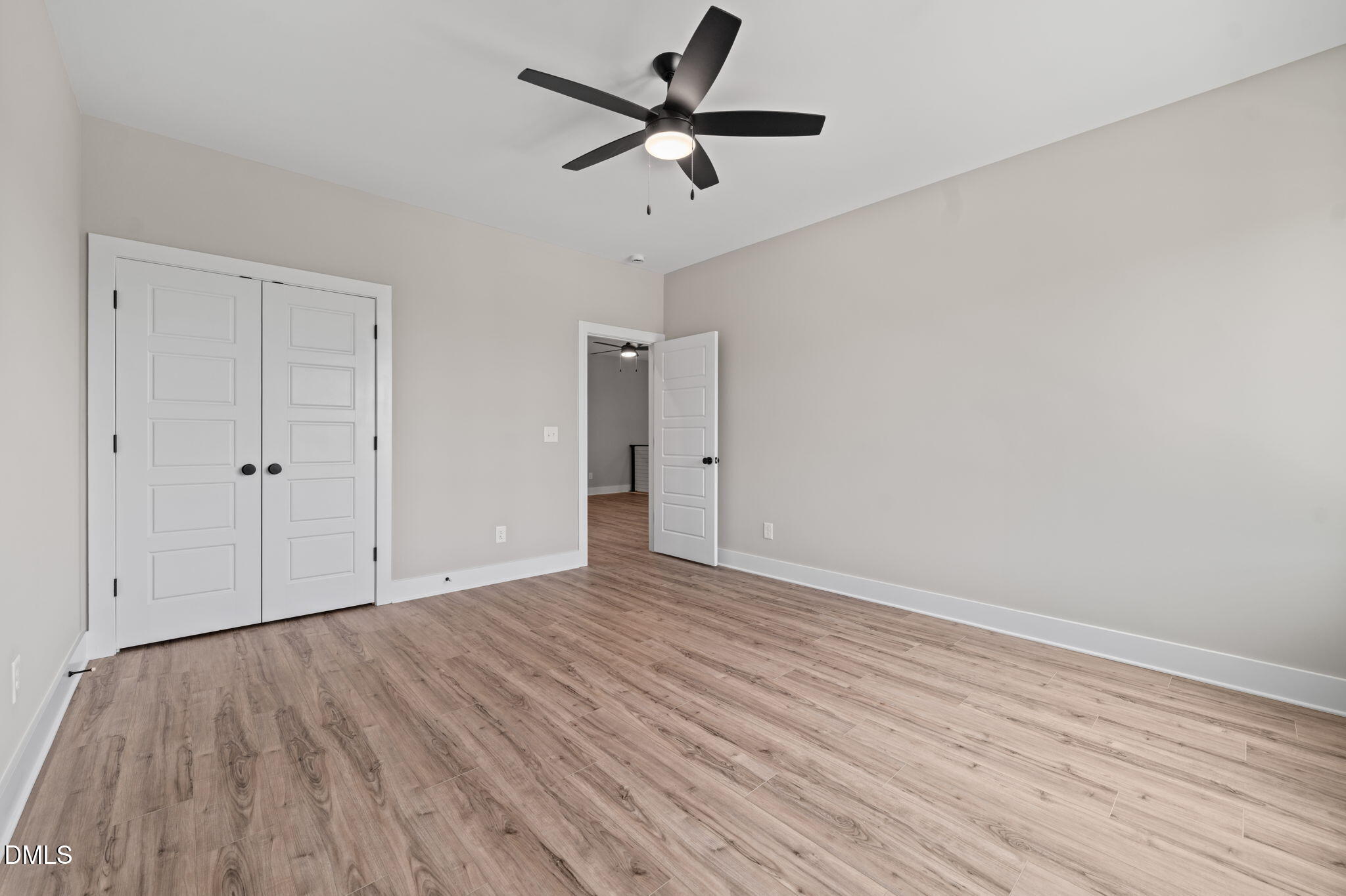 215 Summer Breeze Drive Property Photo 33