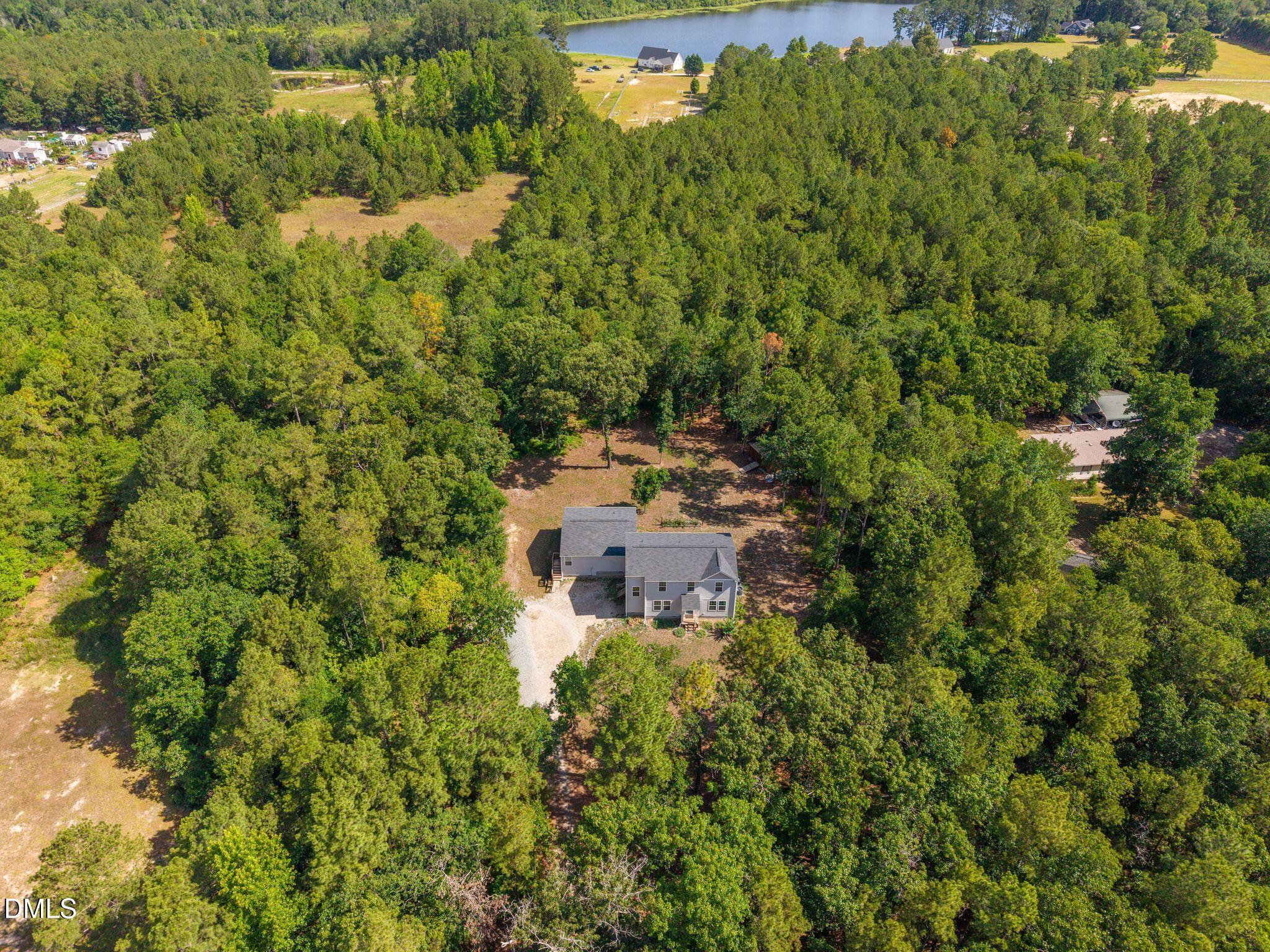 499 Jumping Run Road Property Photo 4