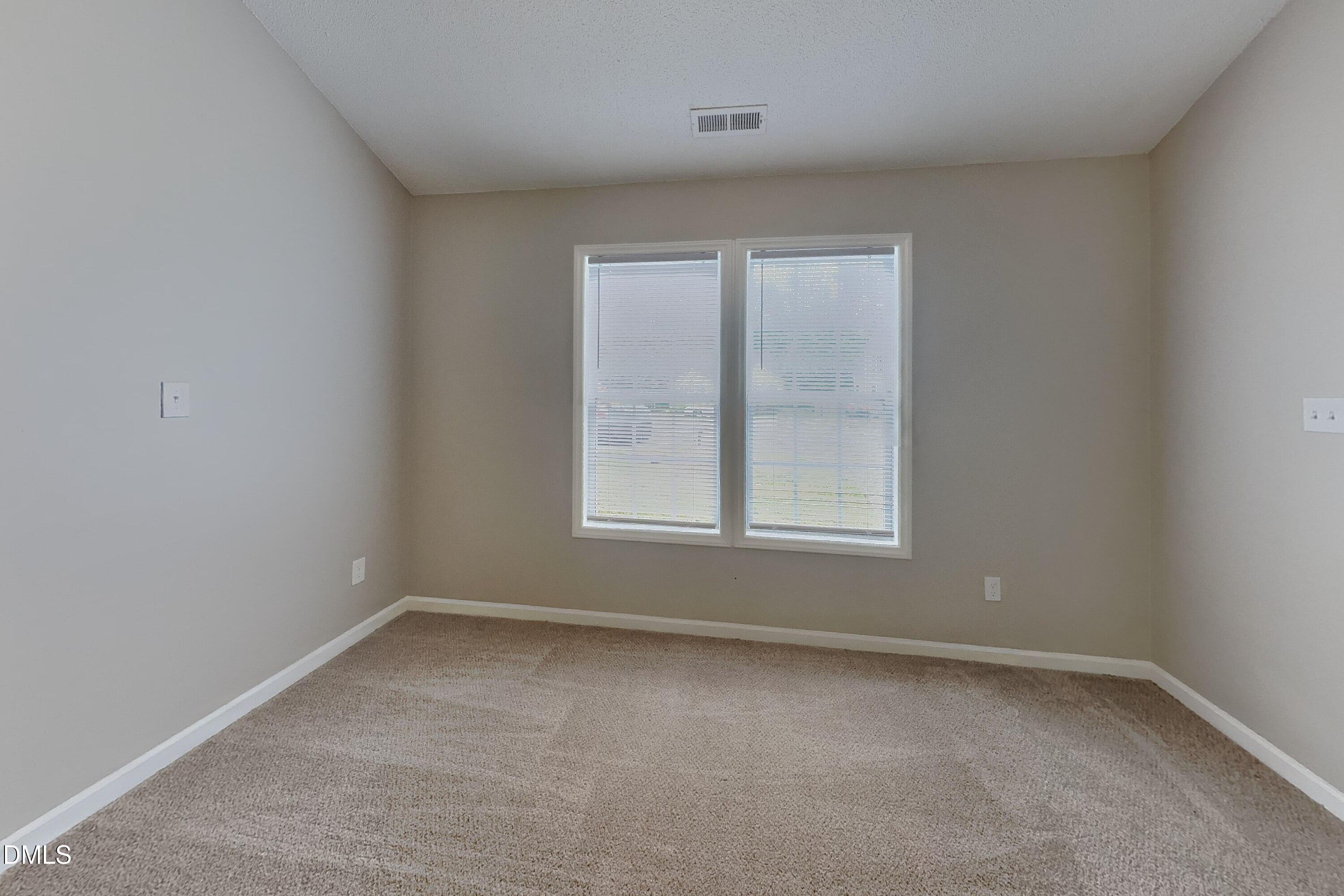 2012 Laurel Leaf Road Property Photo 3