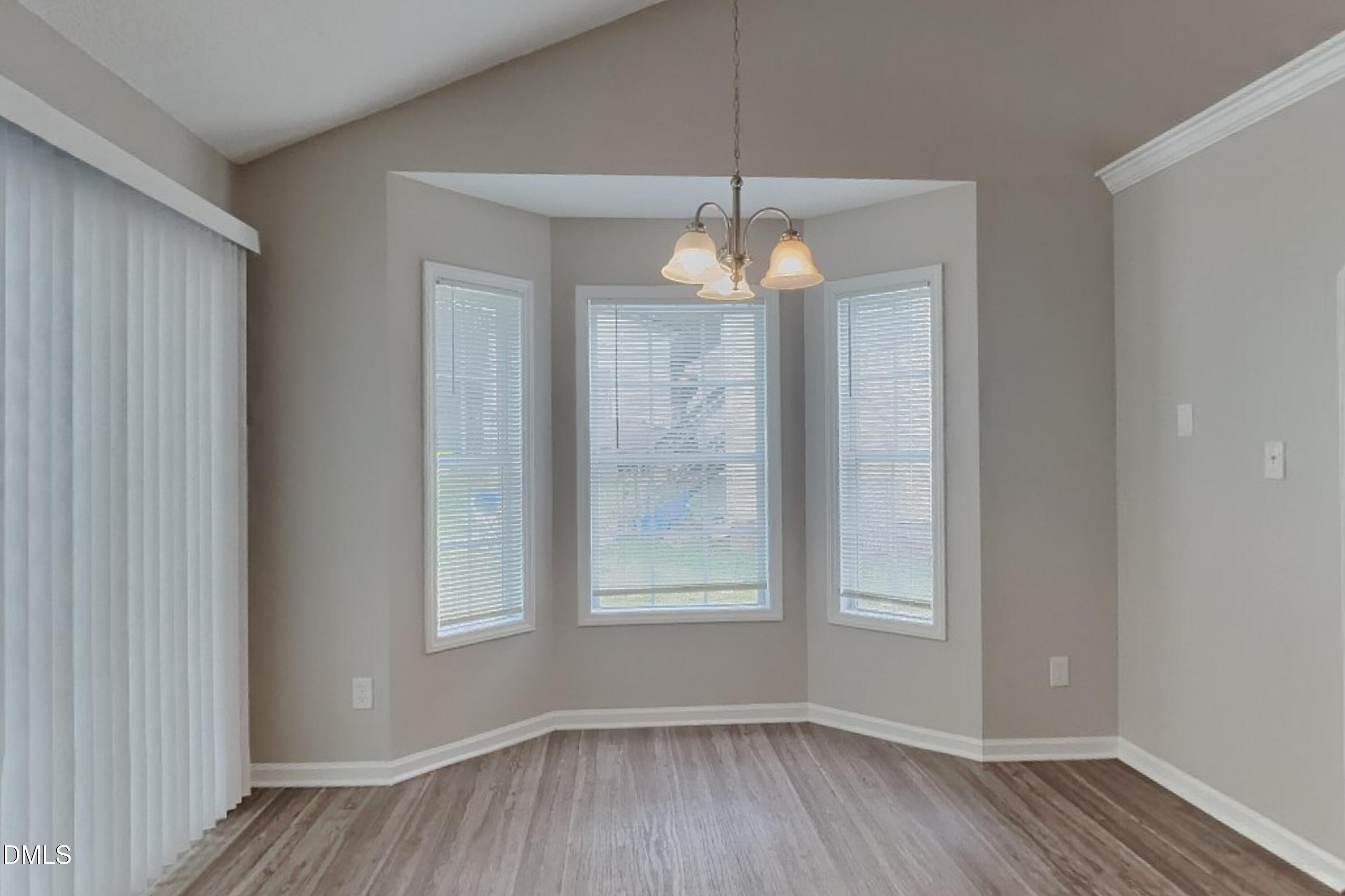 2012 Laurel Leaf Road Property Photo 4