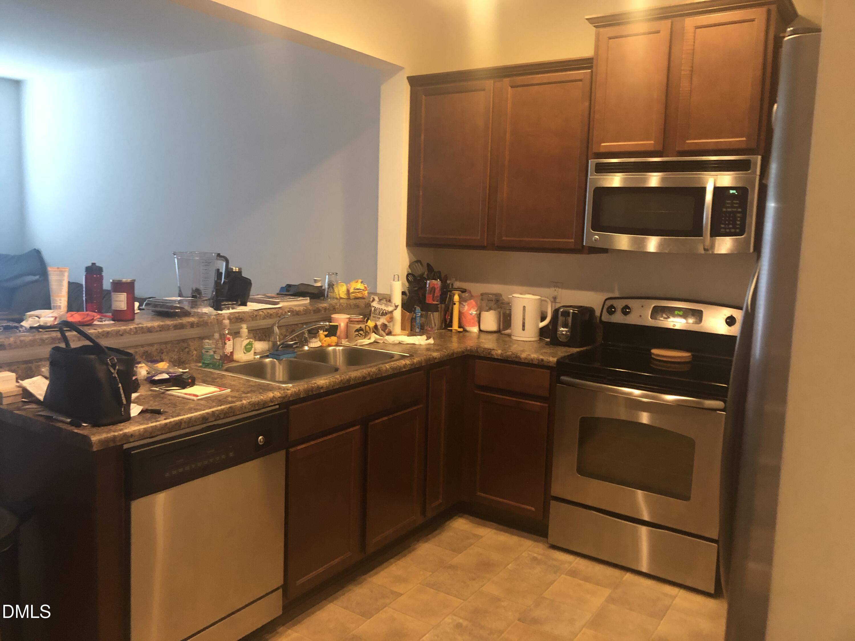 4431 Iyar Way Property Photo 3