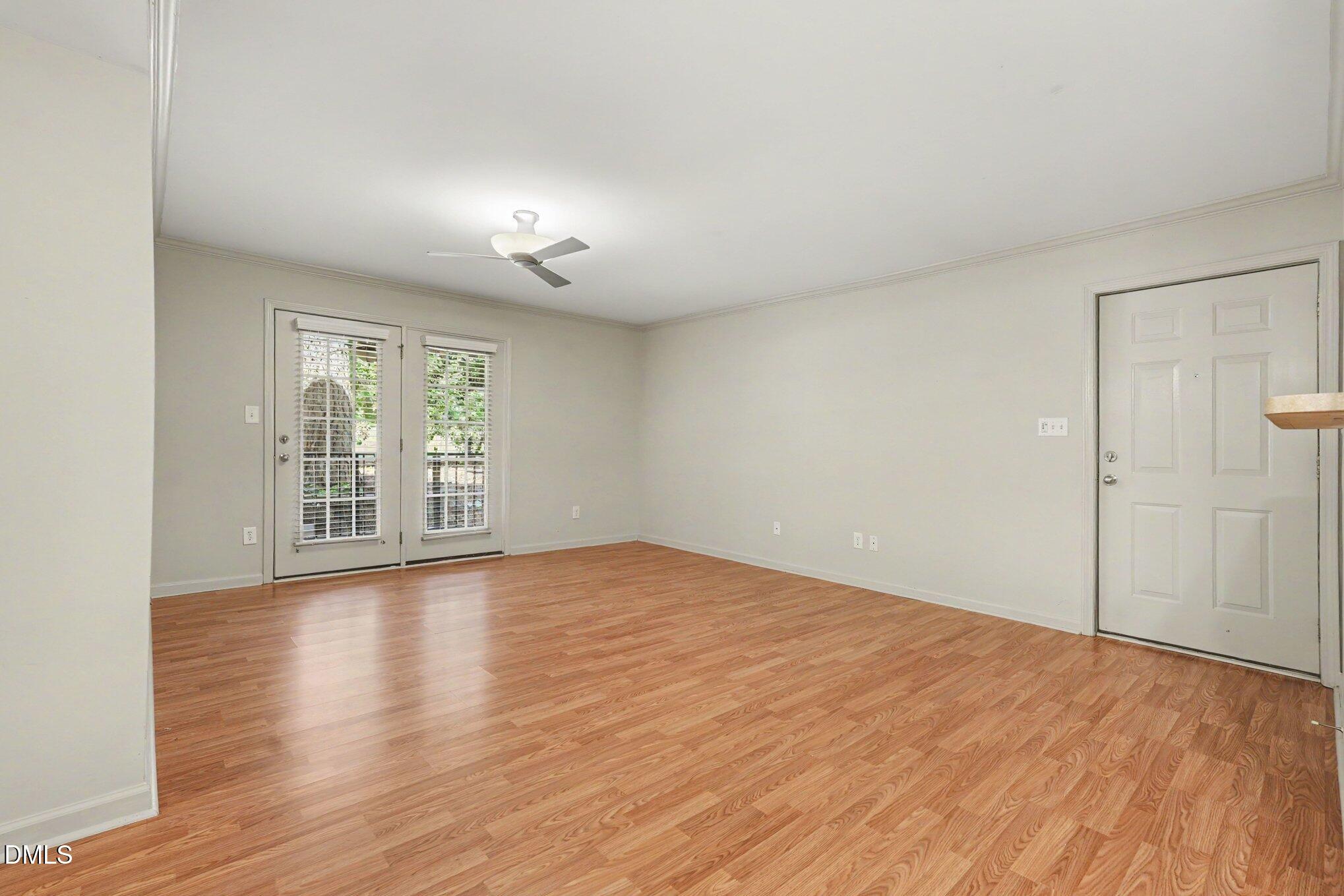 2216 Myron Drive 102 Property Photo 6