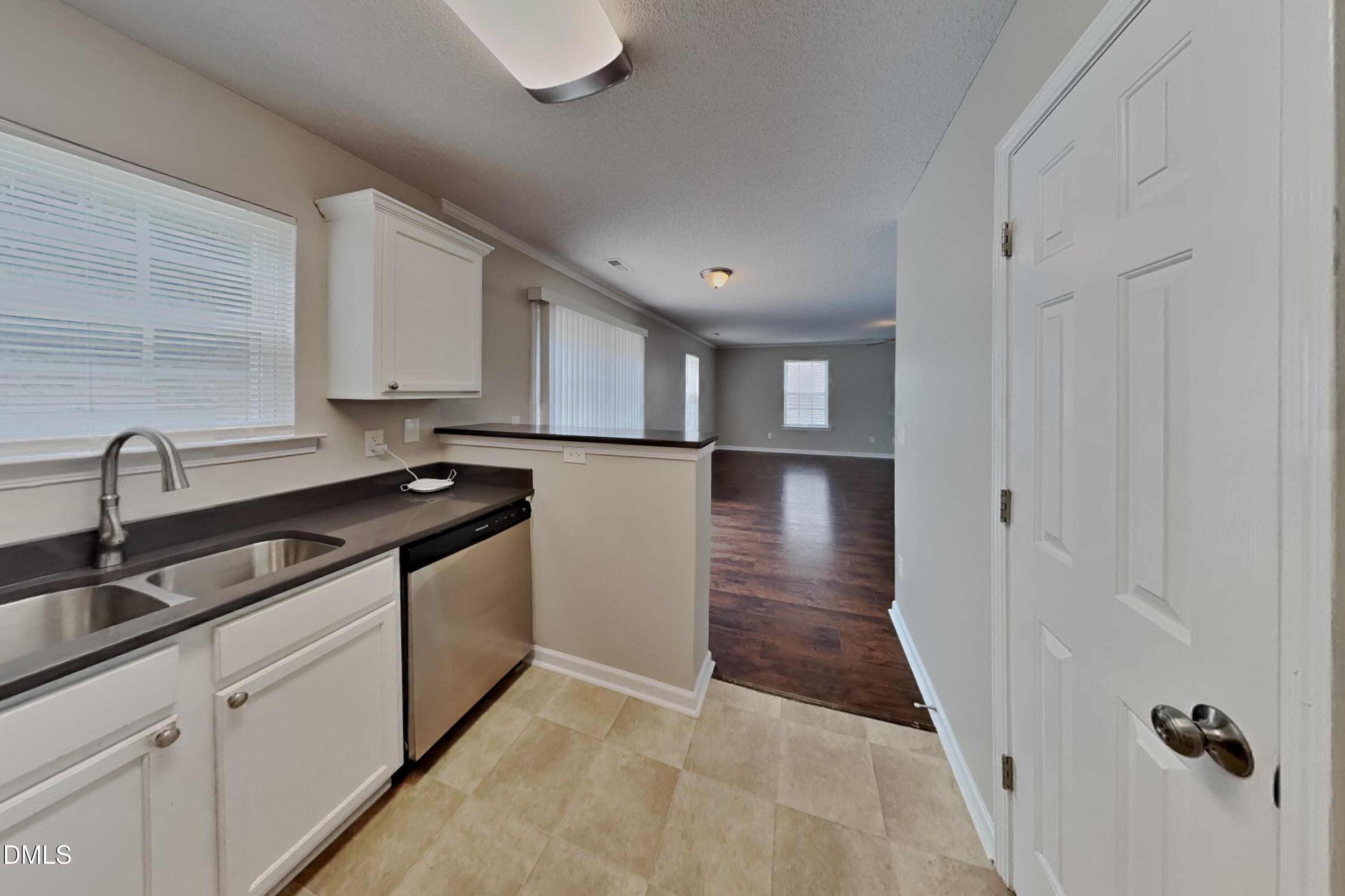223 Pebblestone Drive Property Photo 6