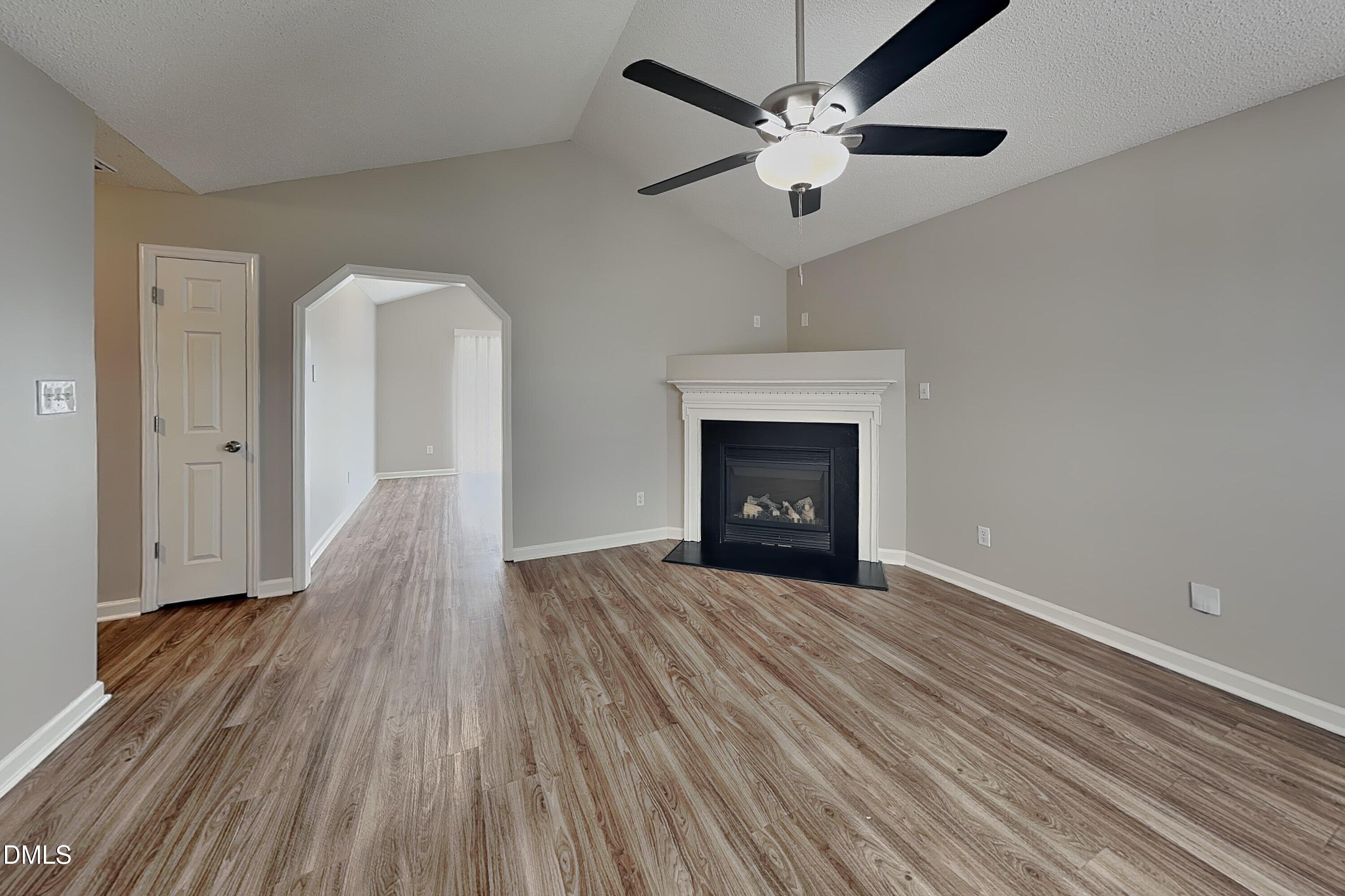 5169 Parkerwood Drive Property Photo 2