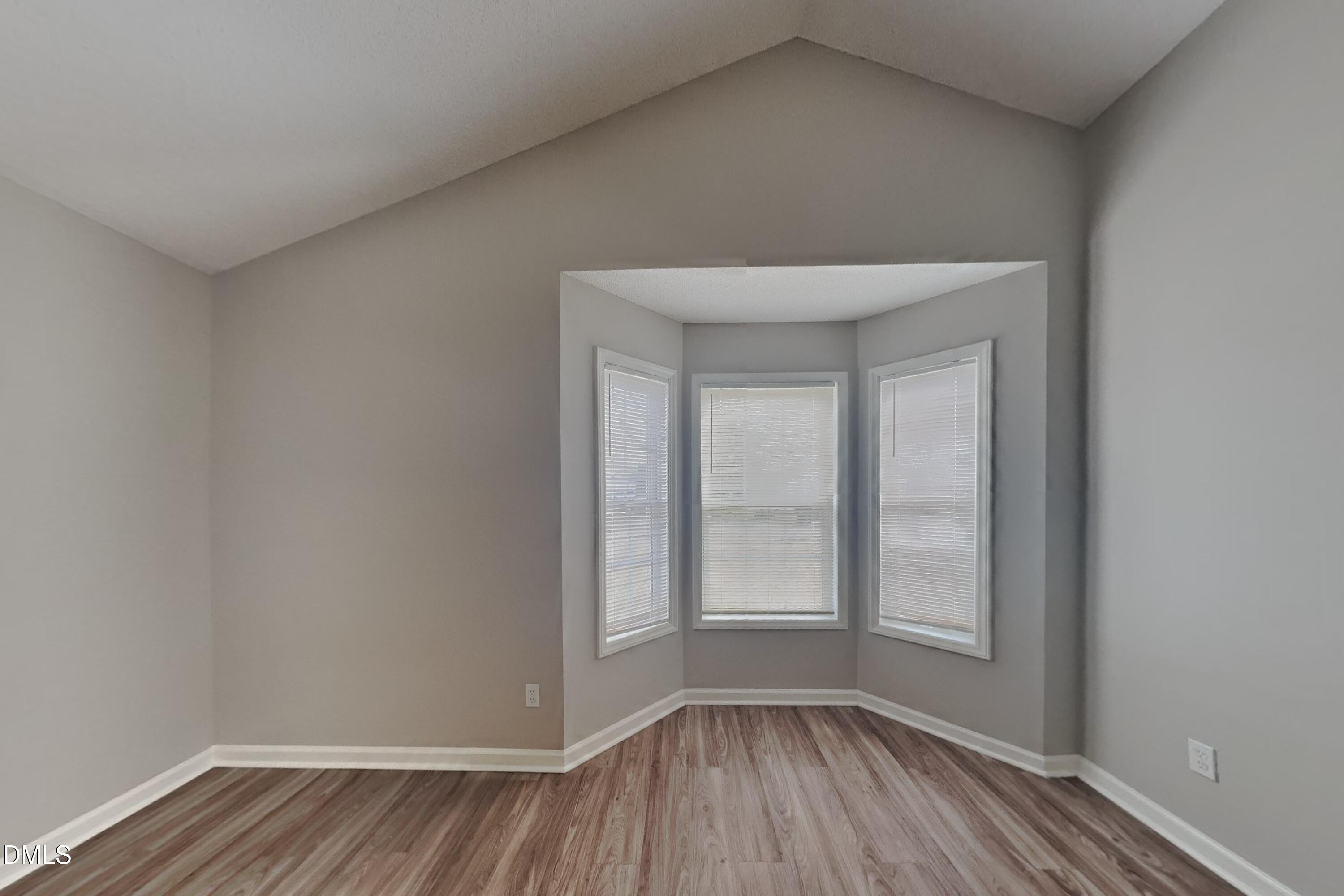 5169 Parkerwood Drive Property Photo 8