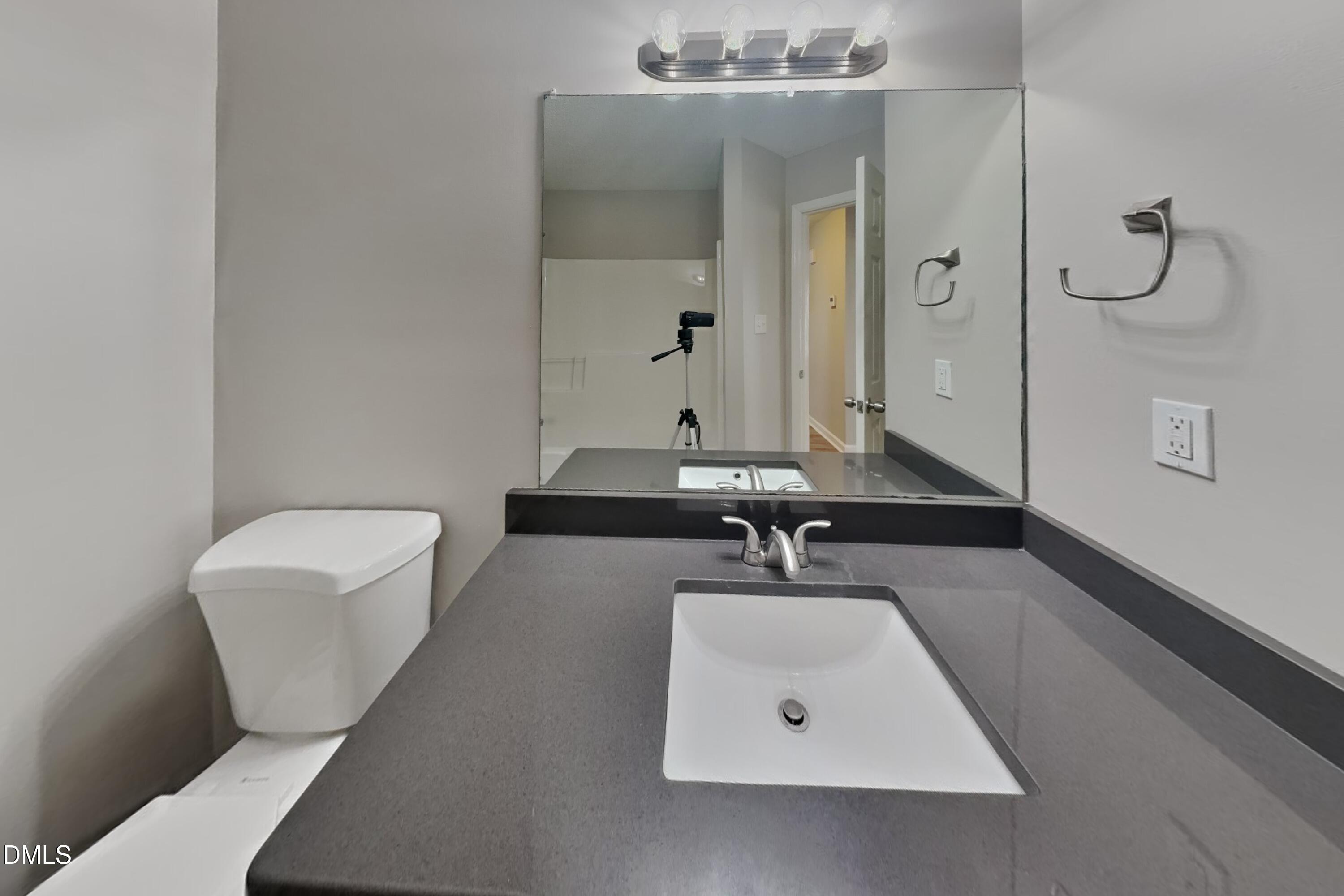 5169 Parkerwood Drive Property Photo 16
