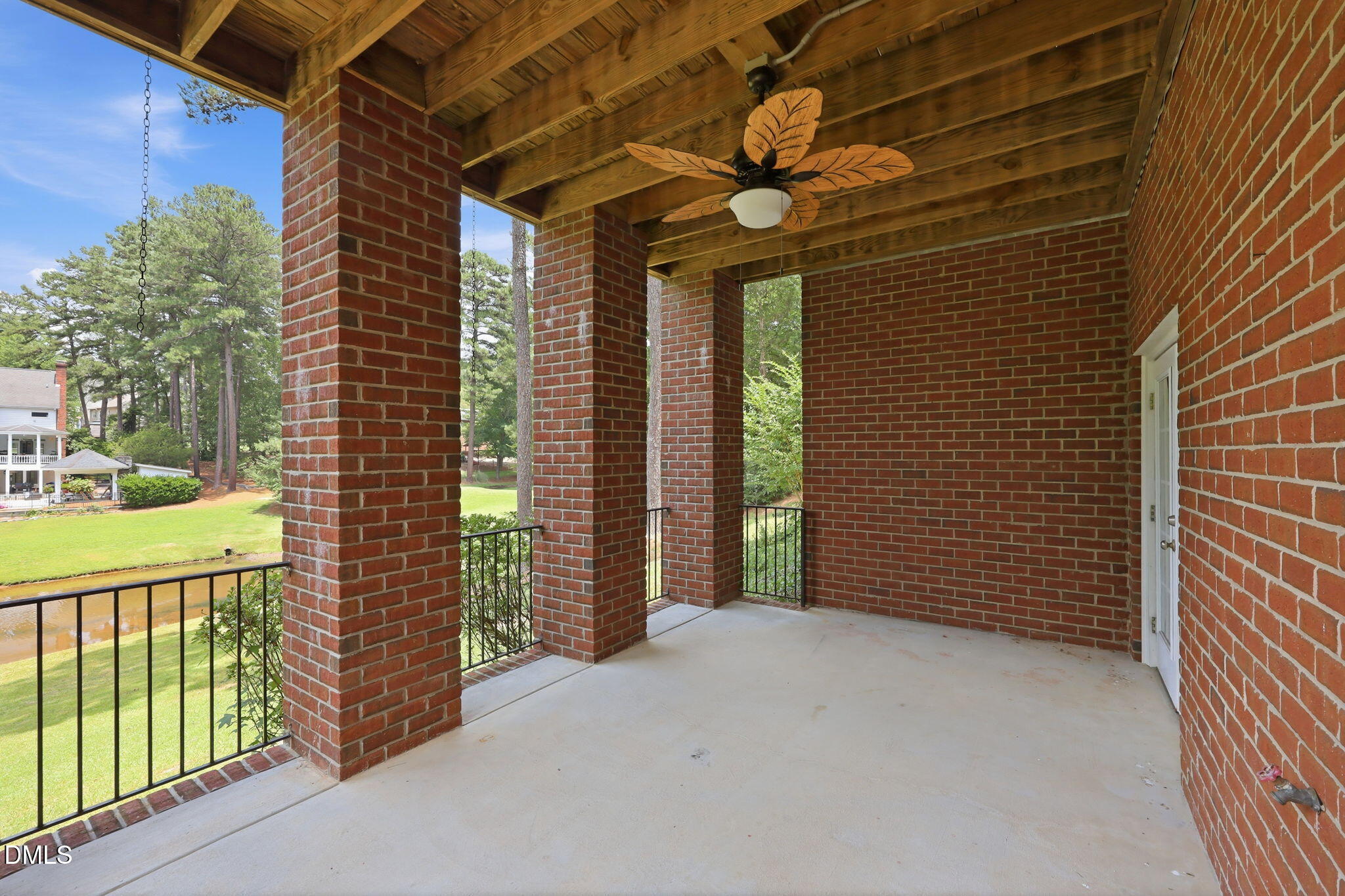 2600 Buckingham Drive Property Photo 56