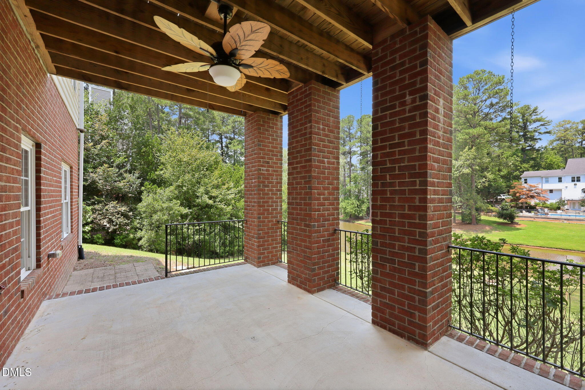 2600 Buckingham Drive Property Photo 57