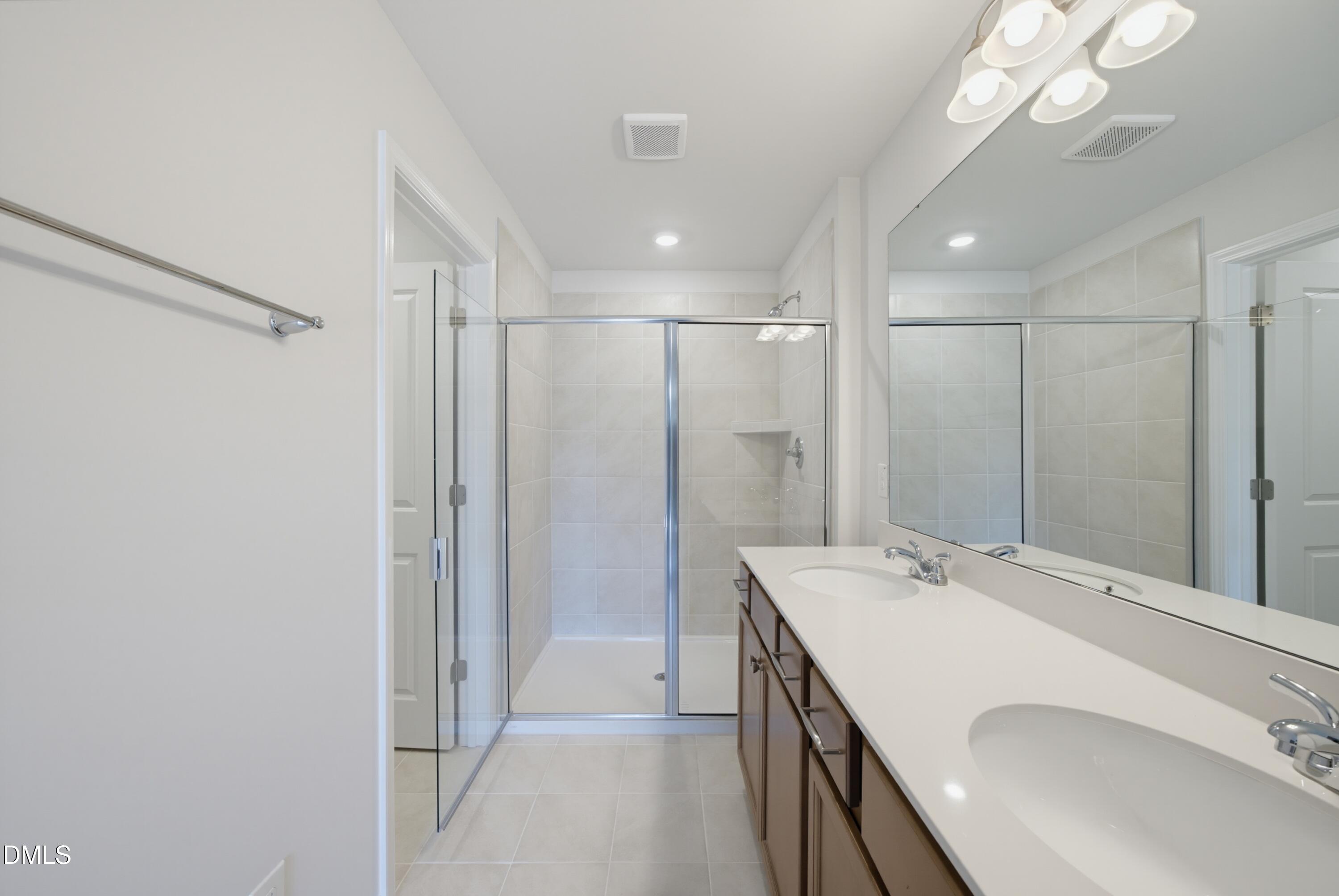 1042 Tea Rose Court 373 Property Photo 17