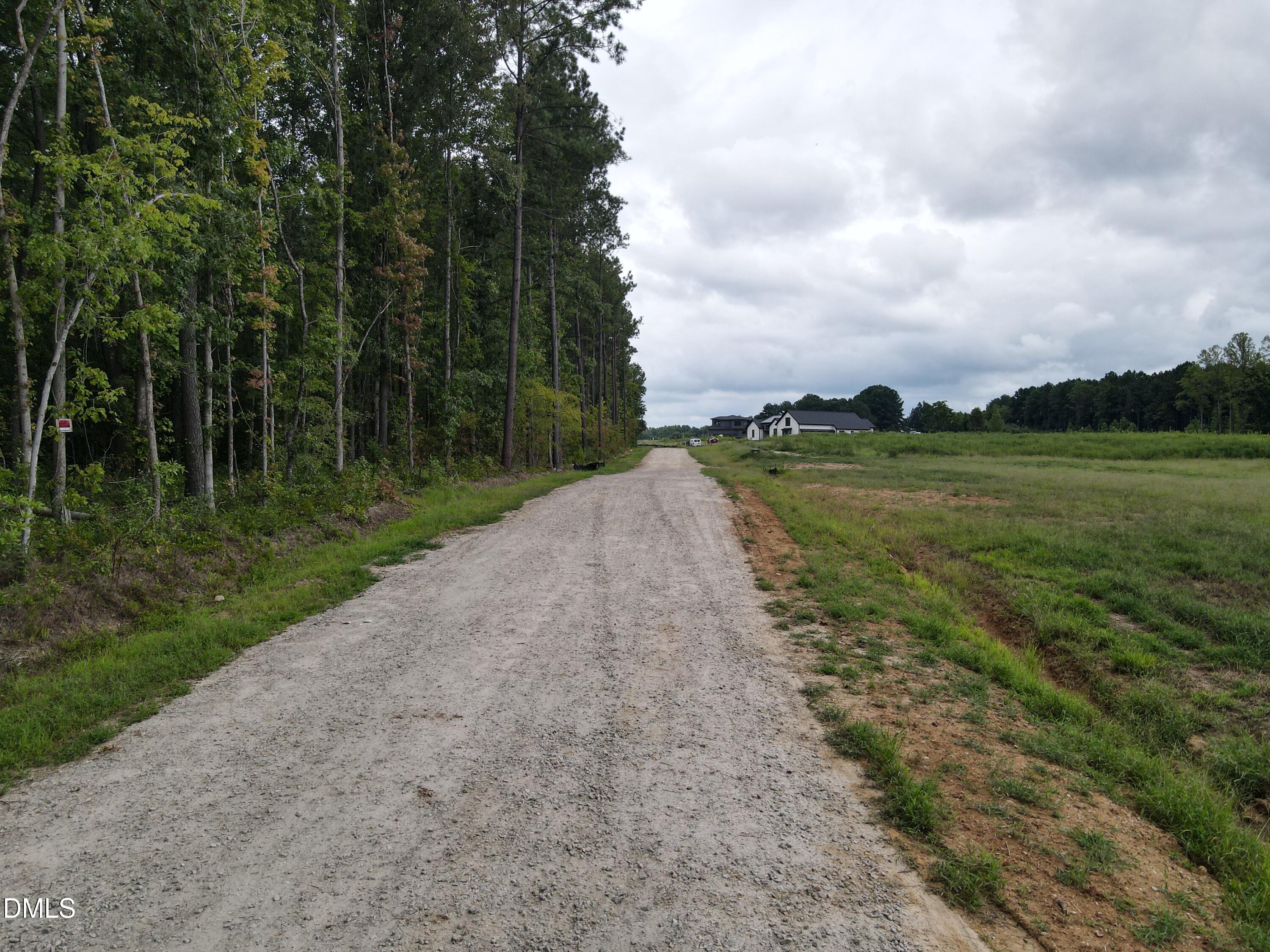 105 Mass Way Property Photo 8