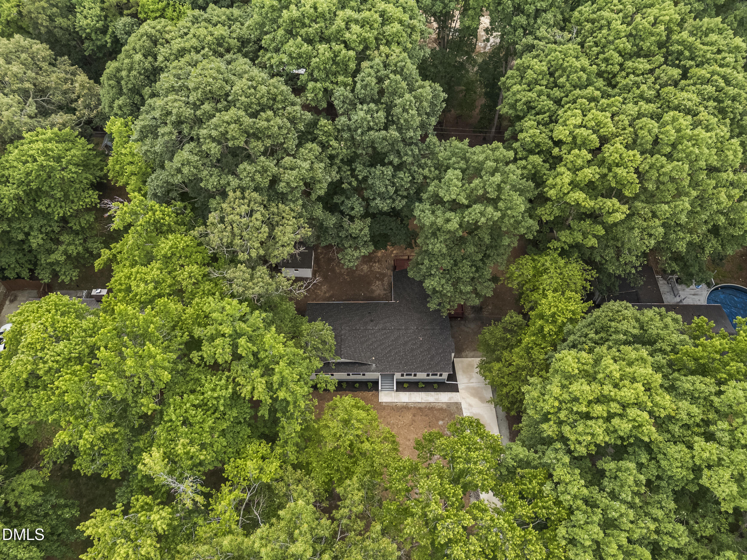 809 Royal Oaks Drive Property Photo 4