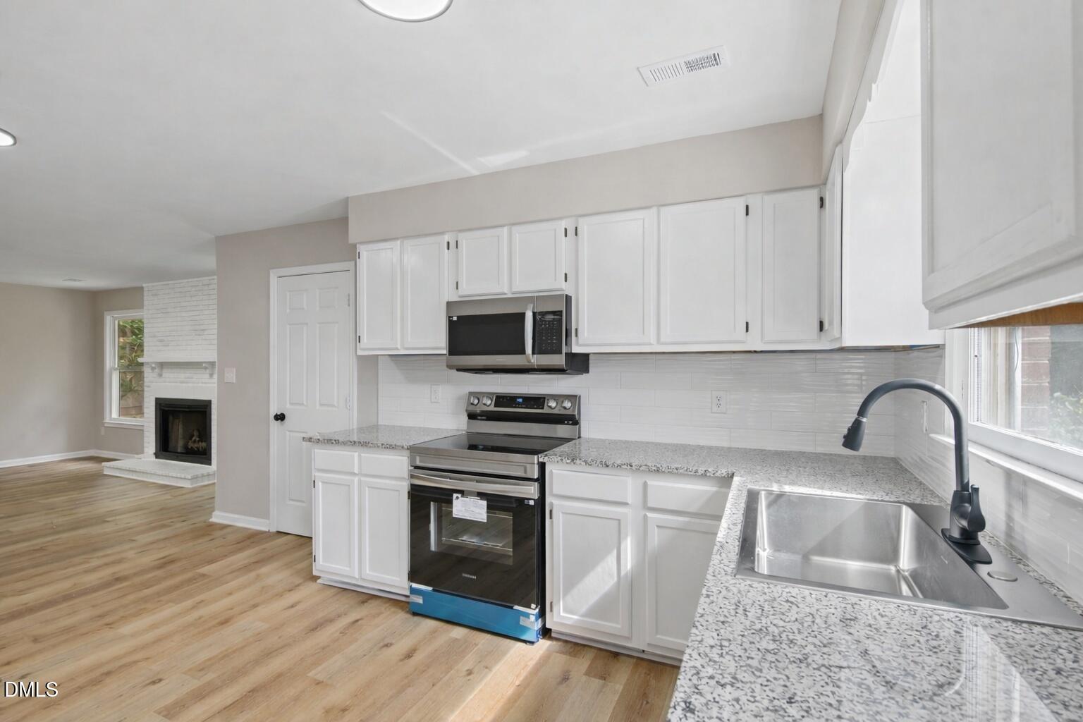 305 Reynolds Avenue Property Photo 6
